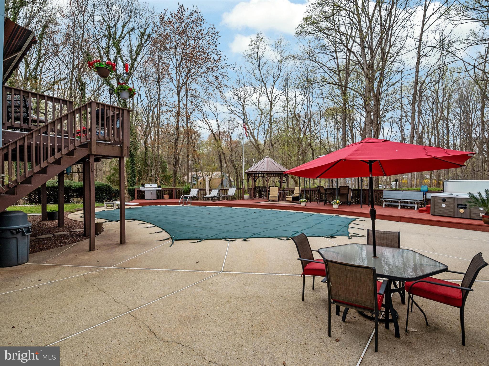 CHESTON - Residential