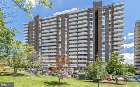 250 S Reynolds Street Unit 612, Alexandria, VA MLS: VAAX2043300