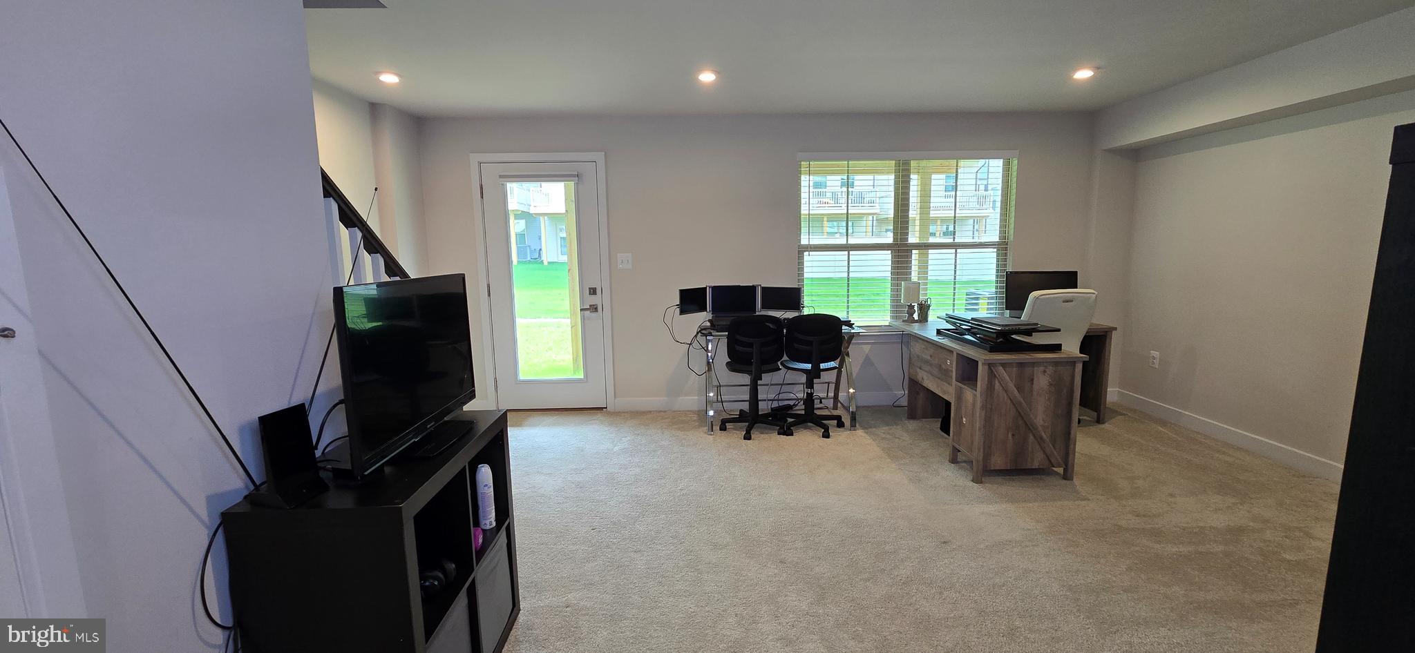 PARKSIDE - Residential Lease