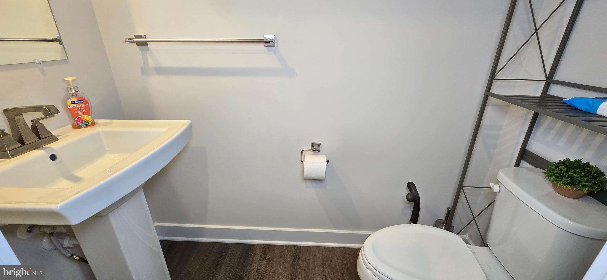 PARKSIDE - Residential Lease