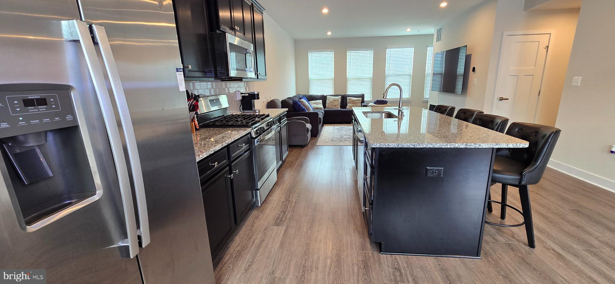 PARKSIDE - Residential Lease