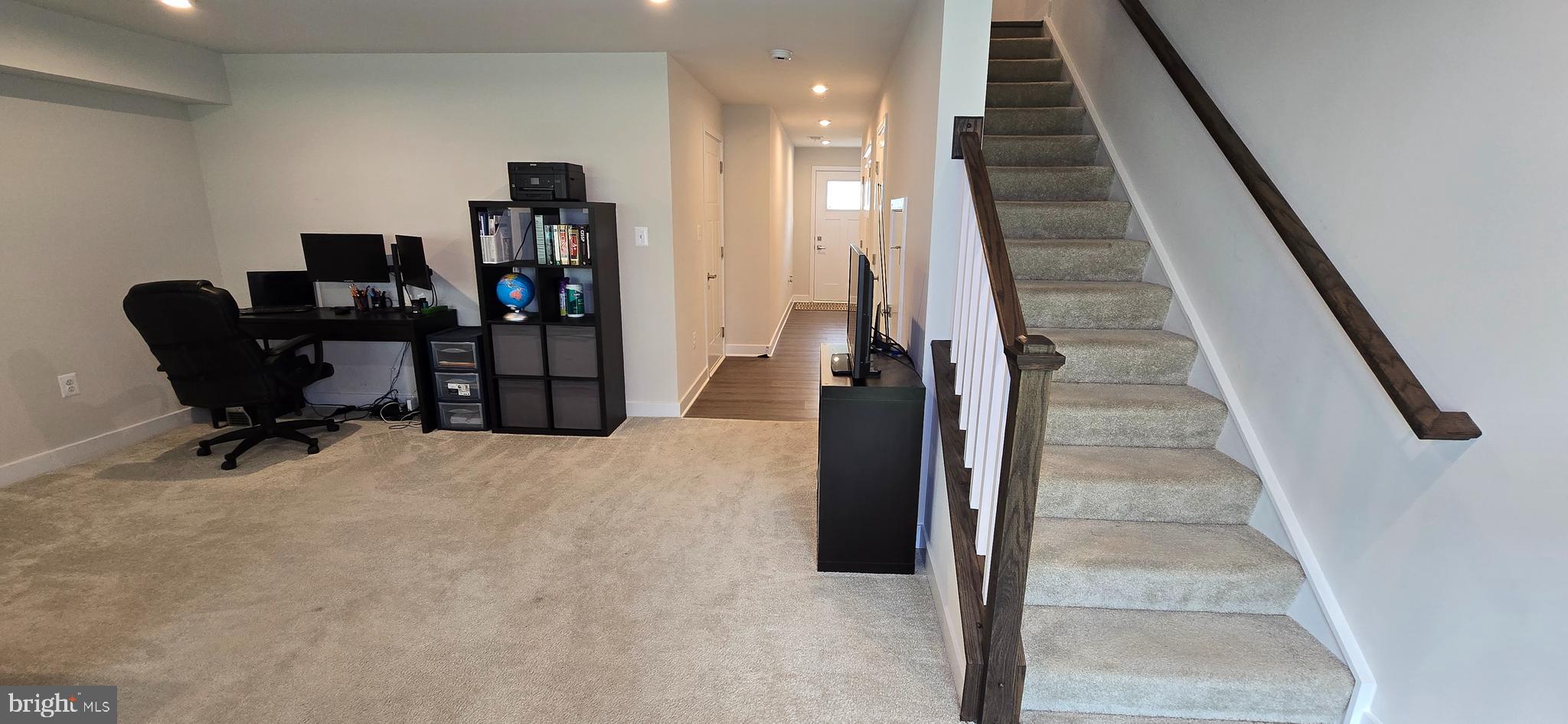 PARKSIDE - Residential Lease