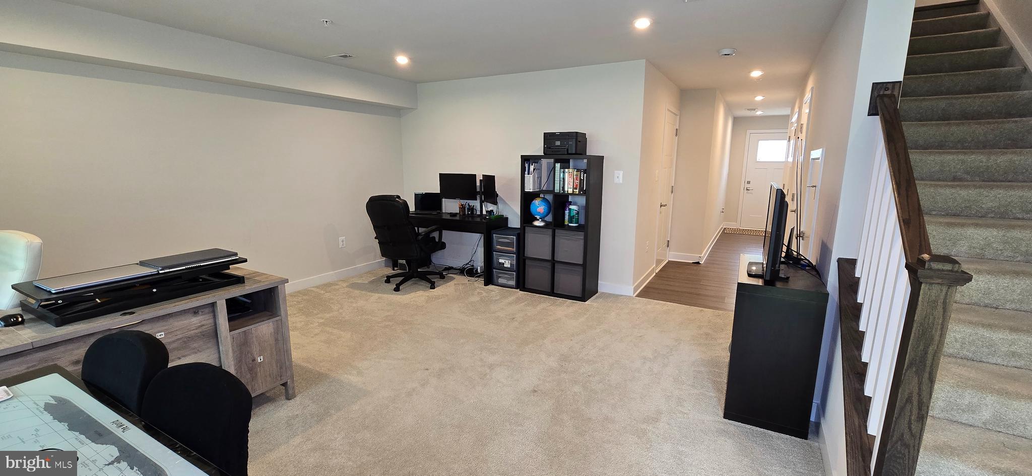 PARKSIDE - Residential Lease