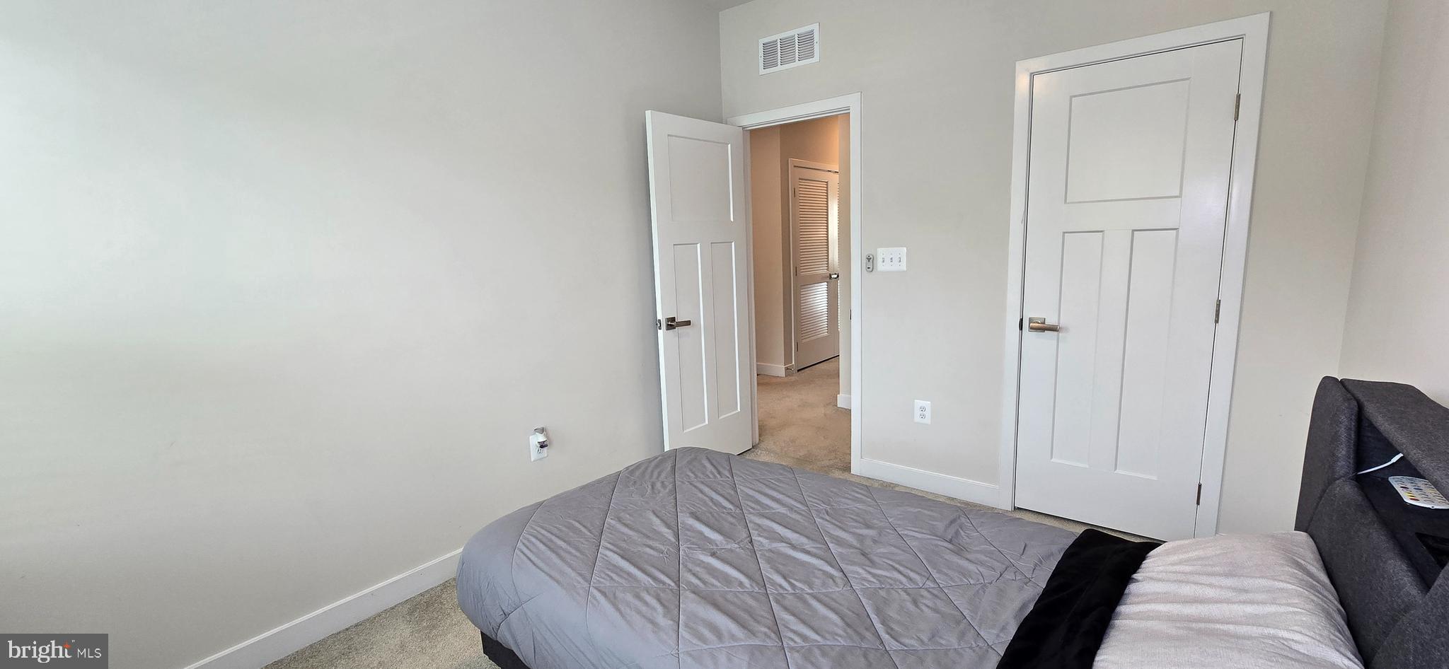 PARKSIDE - Residential Lease