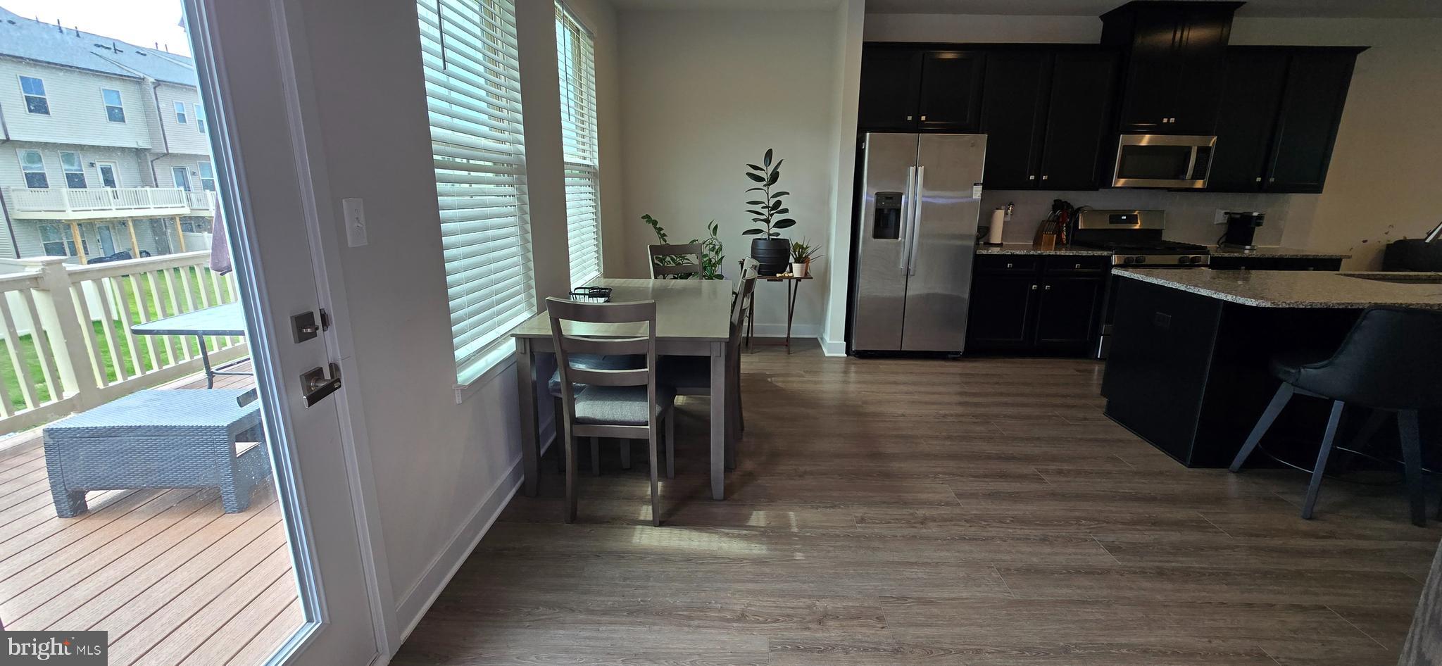 PARKSIDE - Residential Lease