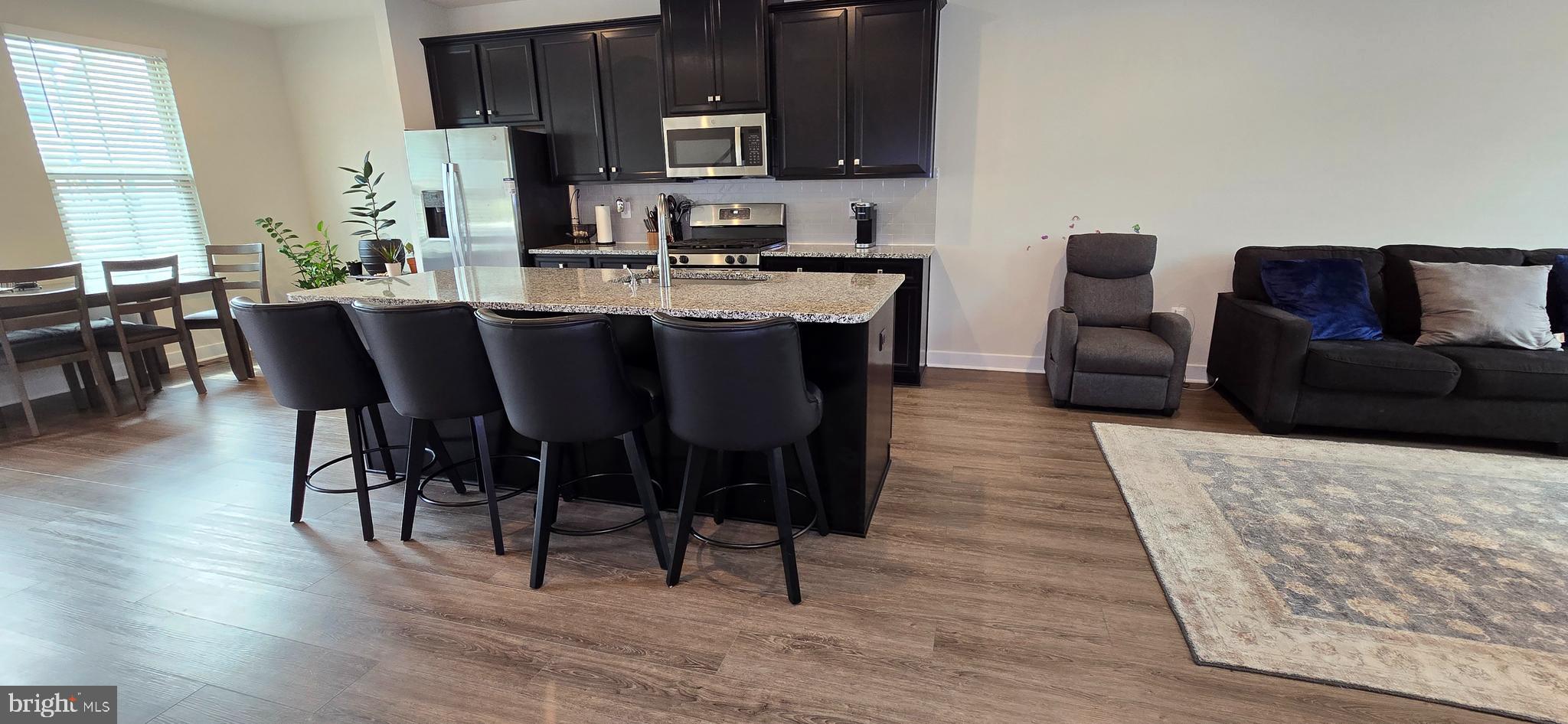 PARKSIDE - Residential Lease