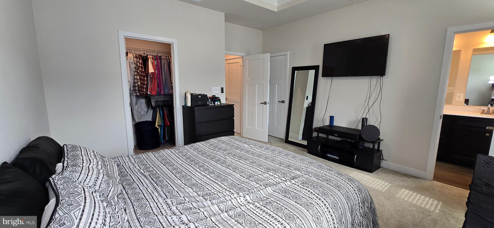 PARKSIDE - Residential Lease