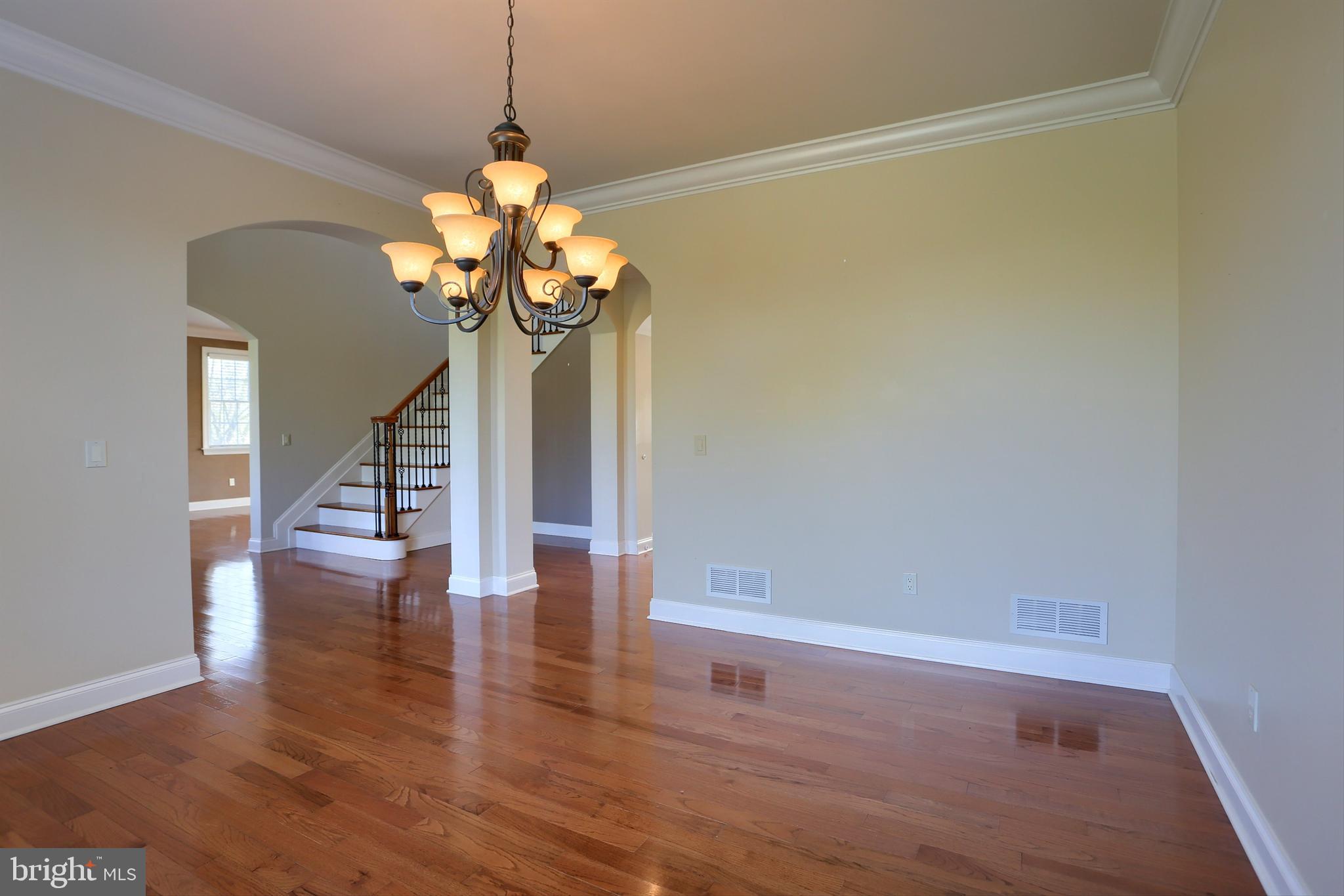 RIDGE ESTATES - Residential