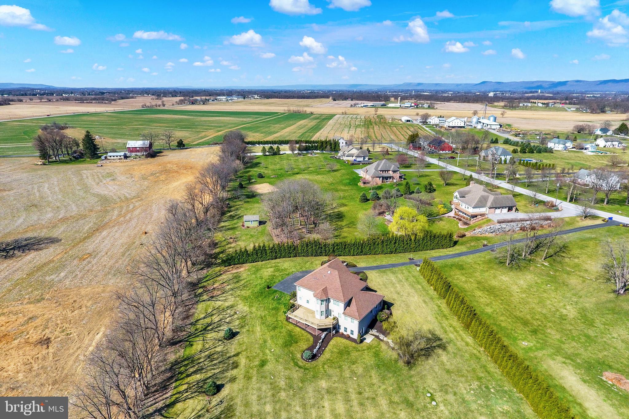 RIDGE ESTATES - Residential