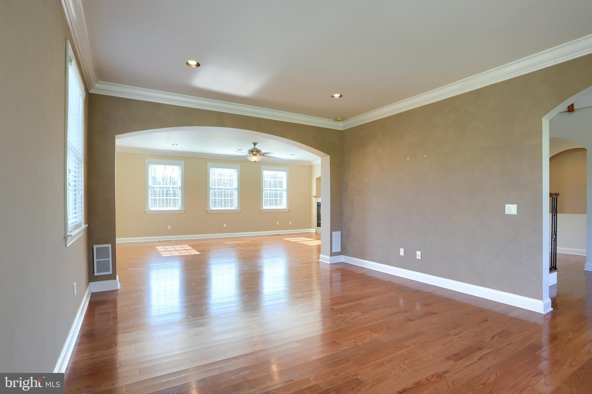 RIDGE ESTATES - Residential