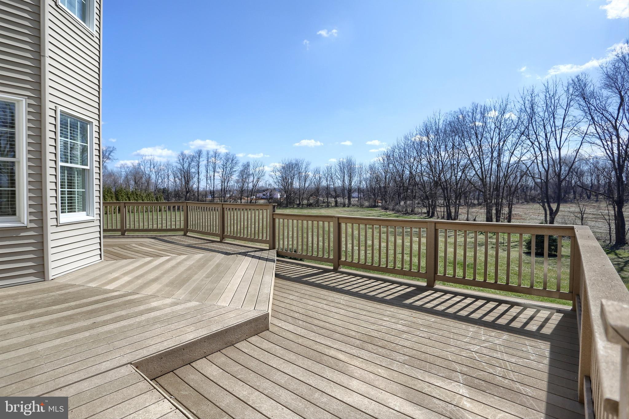 RIDGE ESTATES - Residential