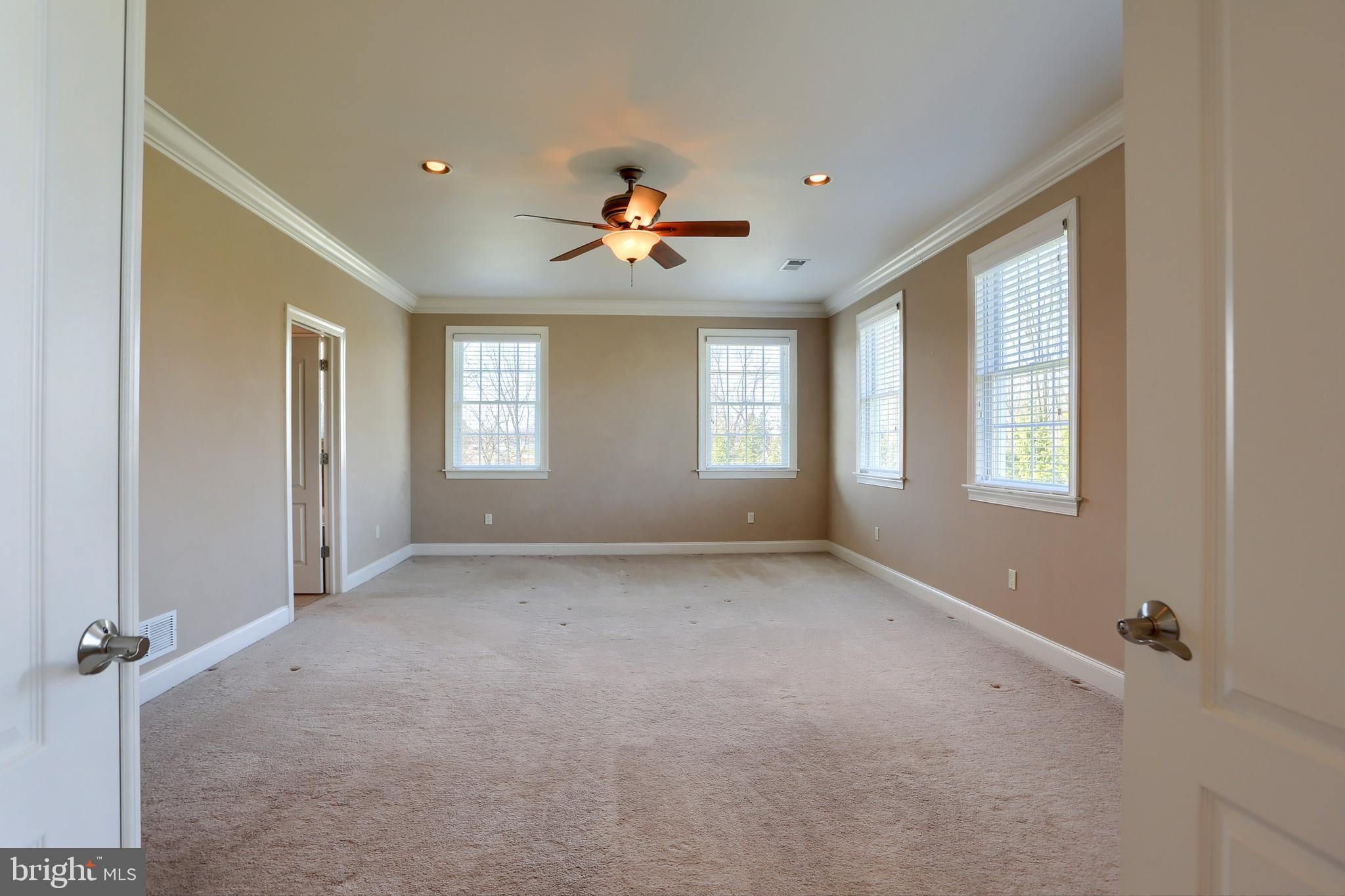 RIDGE ESTATES - Residential