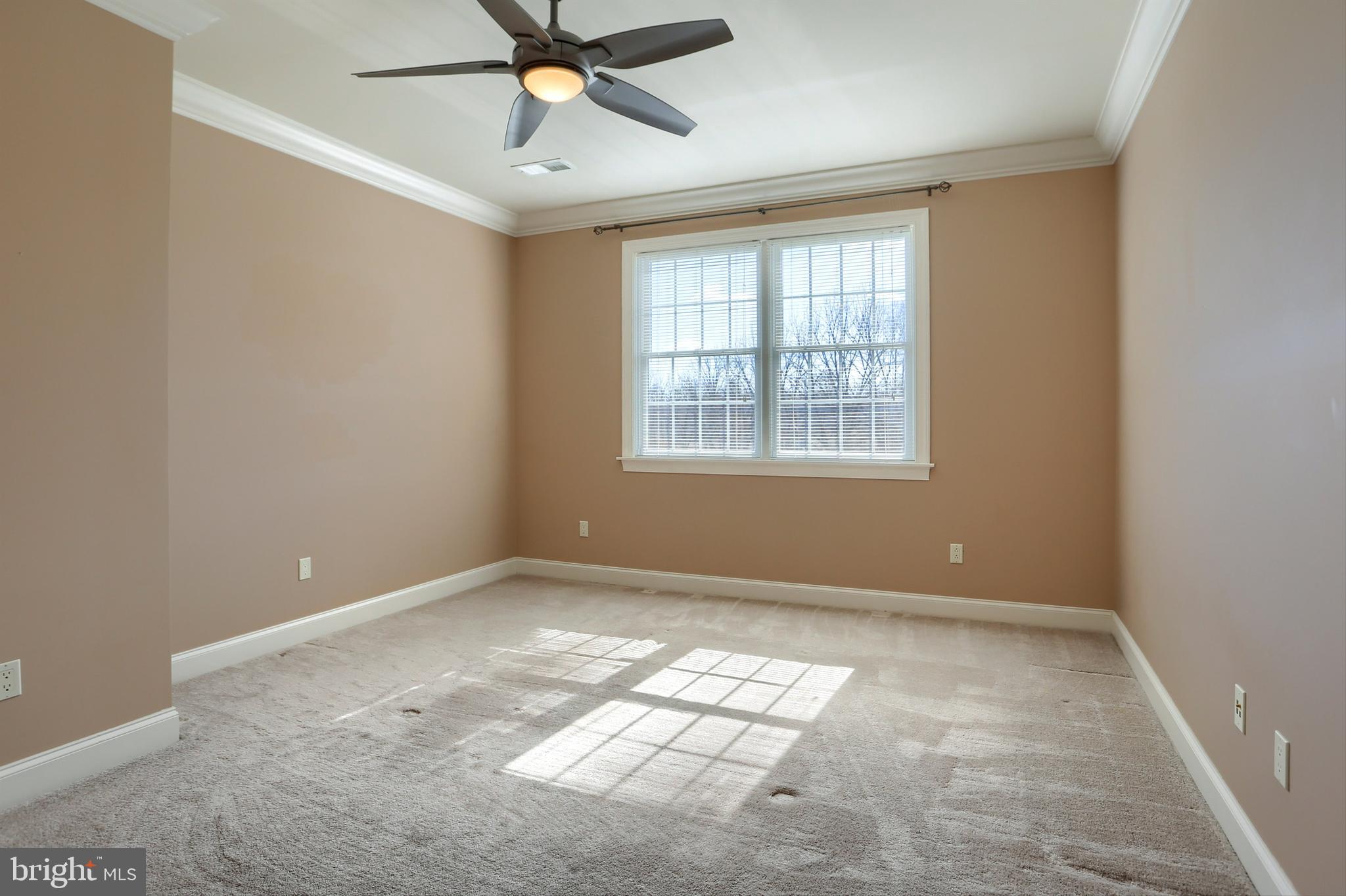 RIDGE ESTATES - Residential