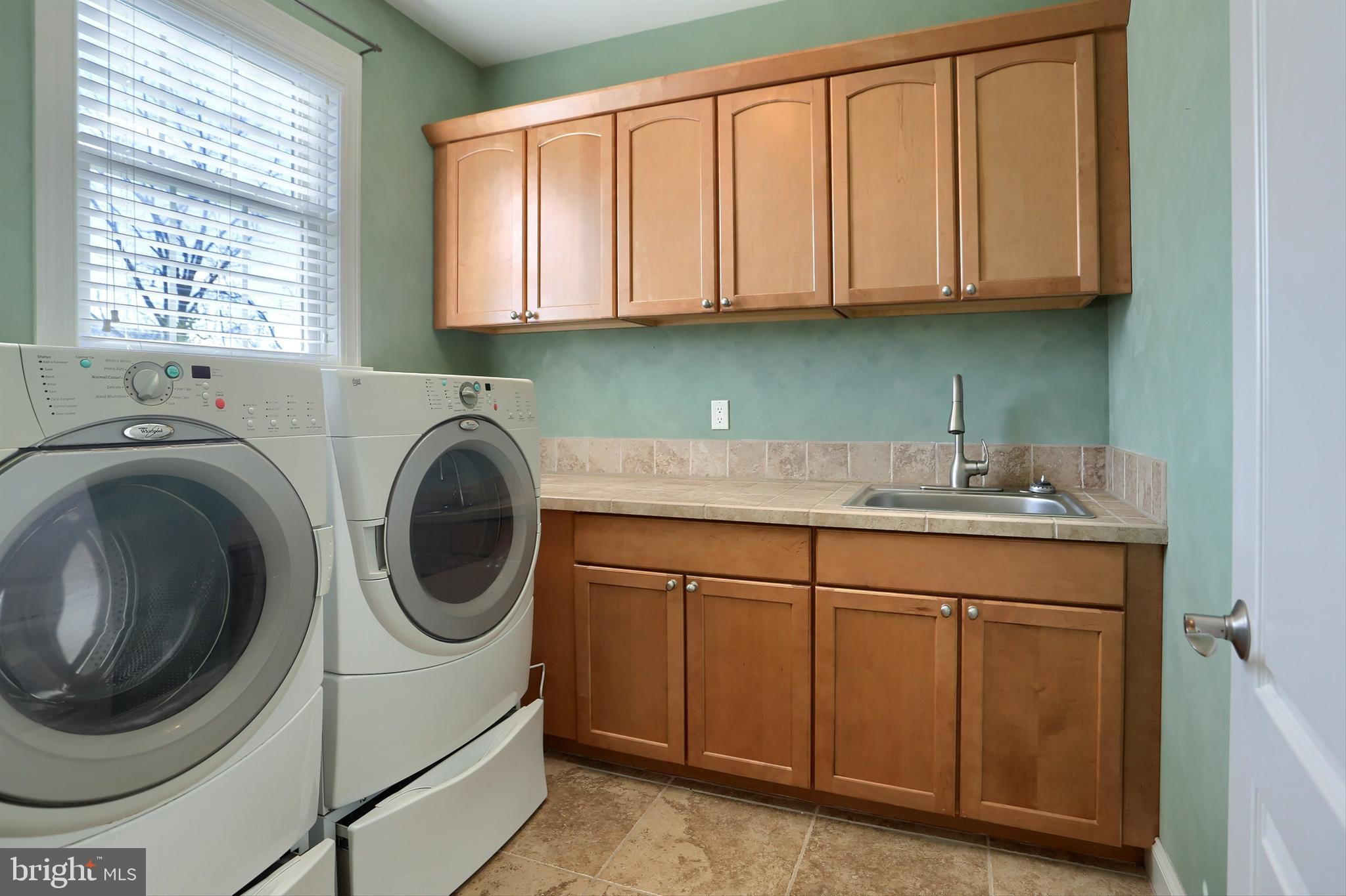 RIDGE ESTATES - Residential