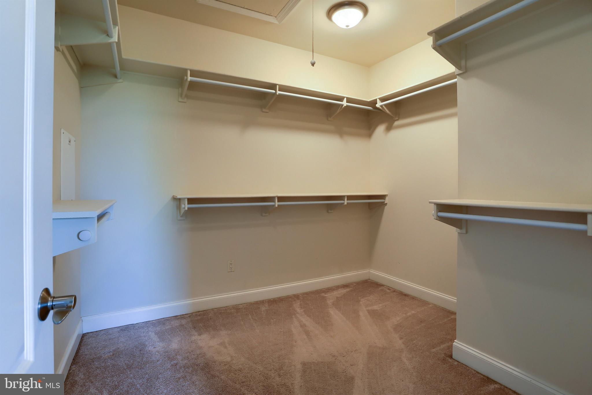 RIDGE ESTATES - Residential