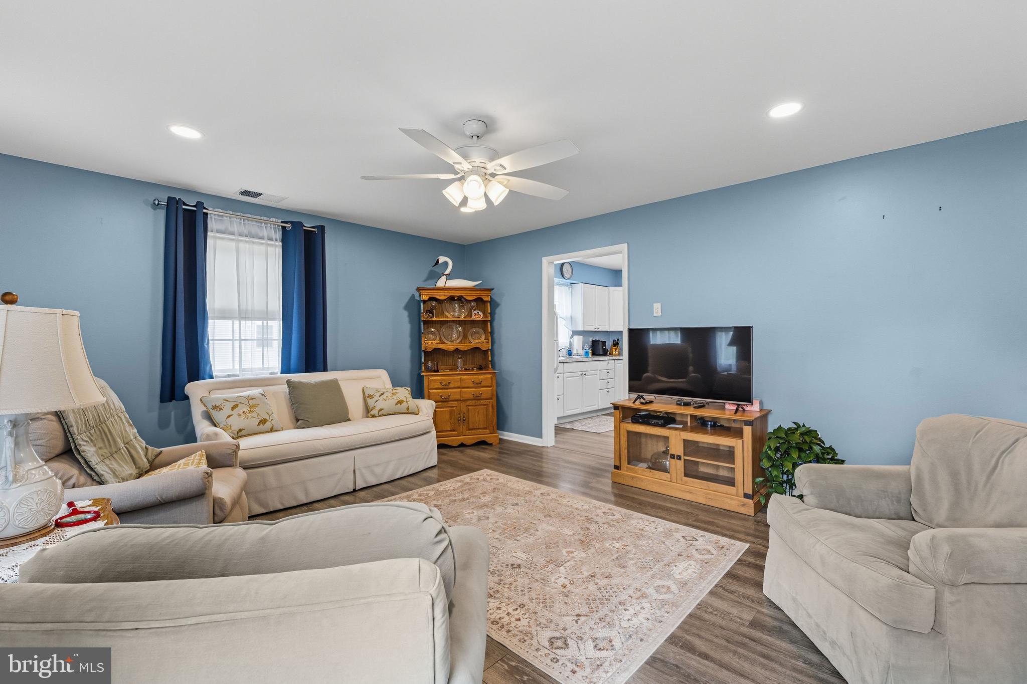 127 PRICE STREET