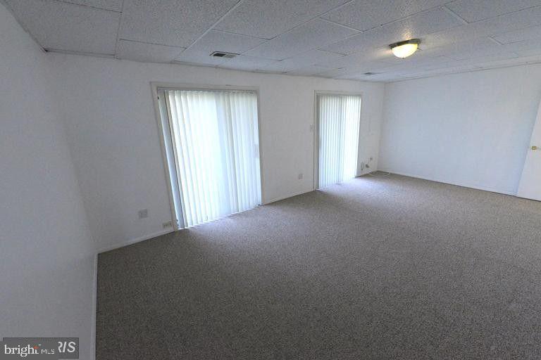 VILLAGE OF OWEN BROWN - Residential Lease