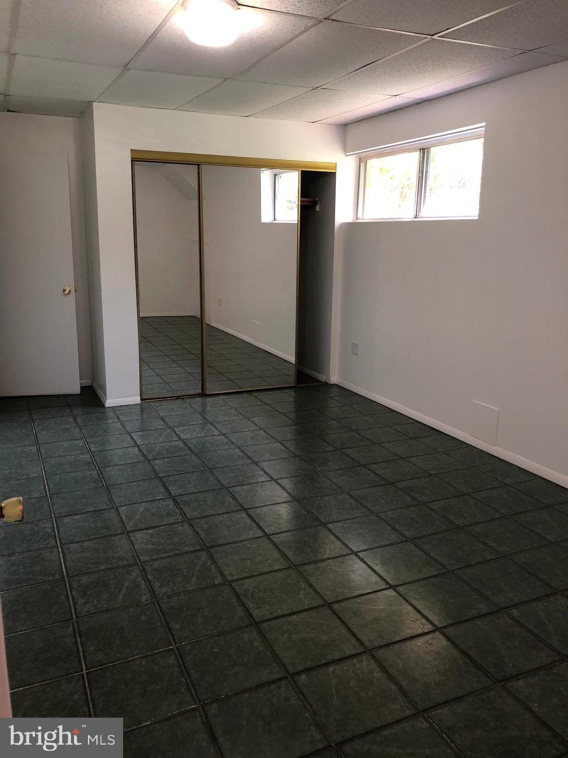 VILLAGE OF OWEN BROWN - Residential Lease