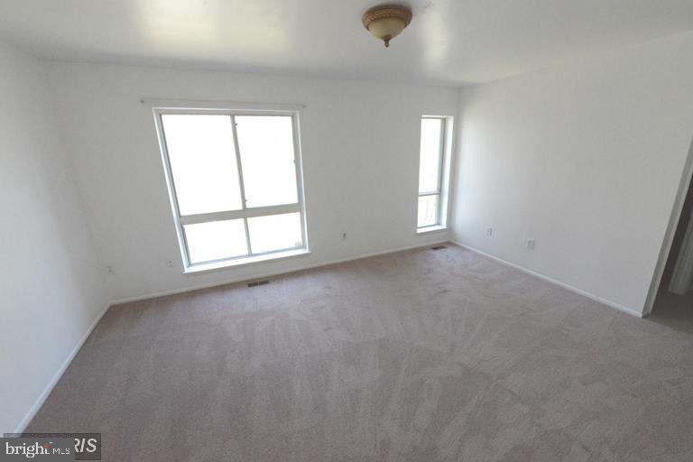 VILLAGE OF OWEN BROWN - Residential Lease