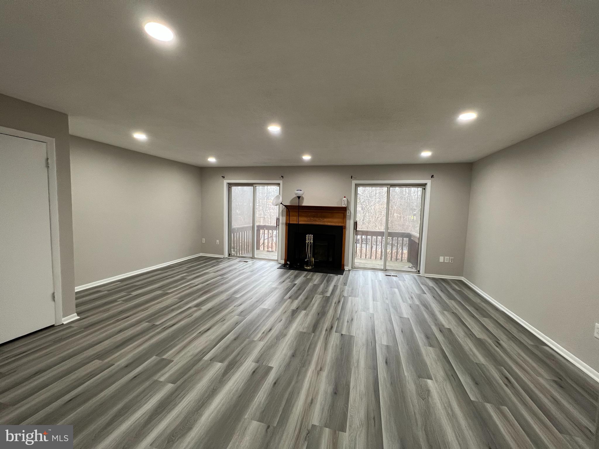 VILLAGE OF OWEN BROWN - Residential Lease