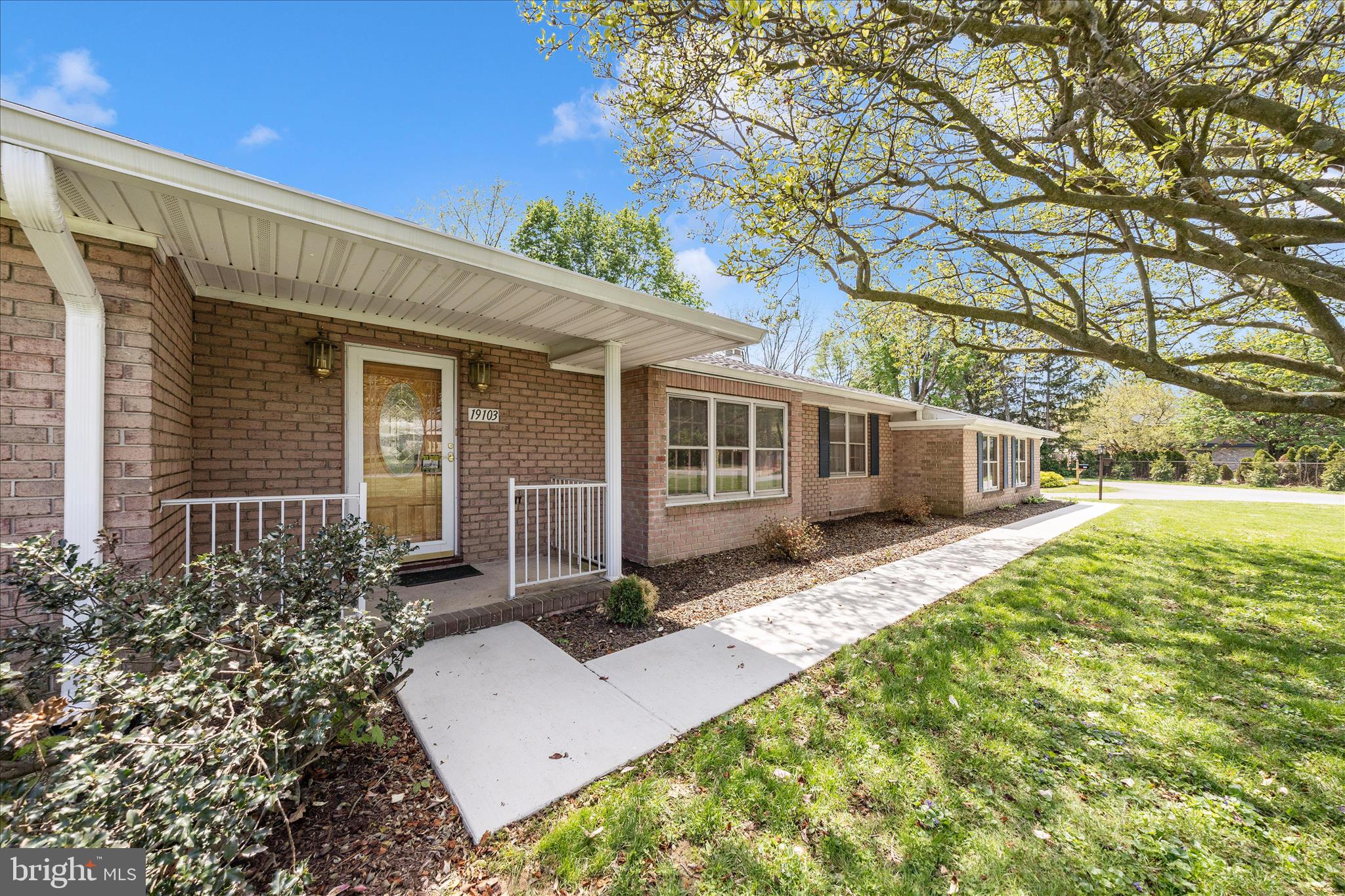 FOUNTAIN HEAD - Residential