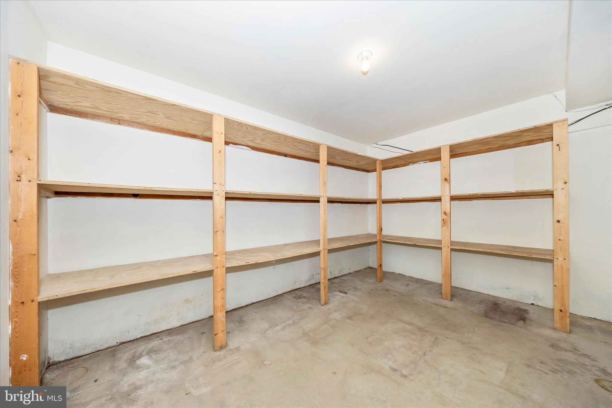 FOUNTAIN HEAD - Residential