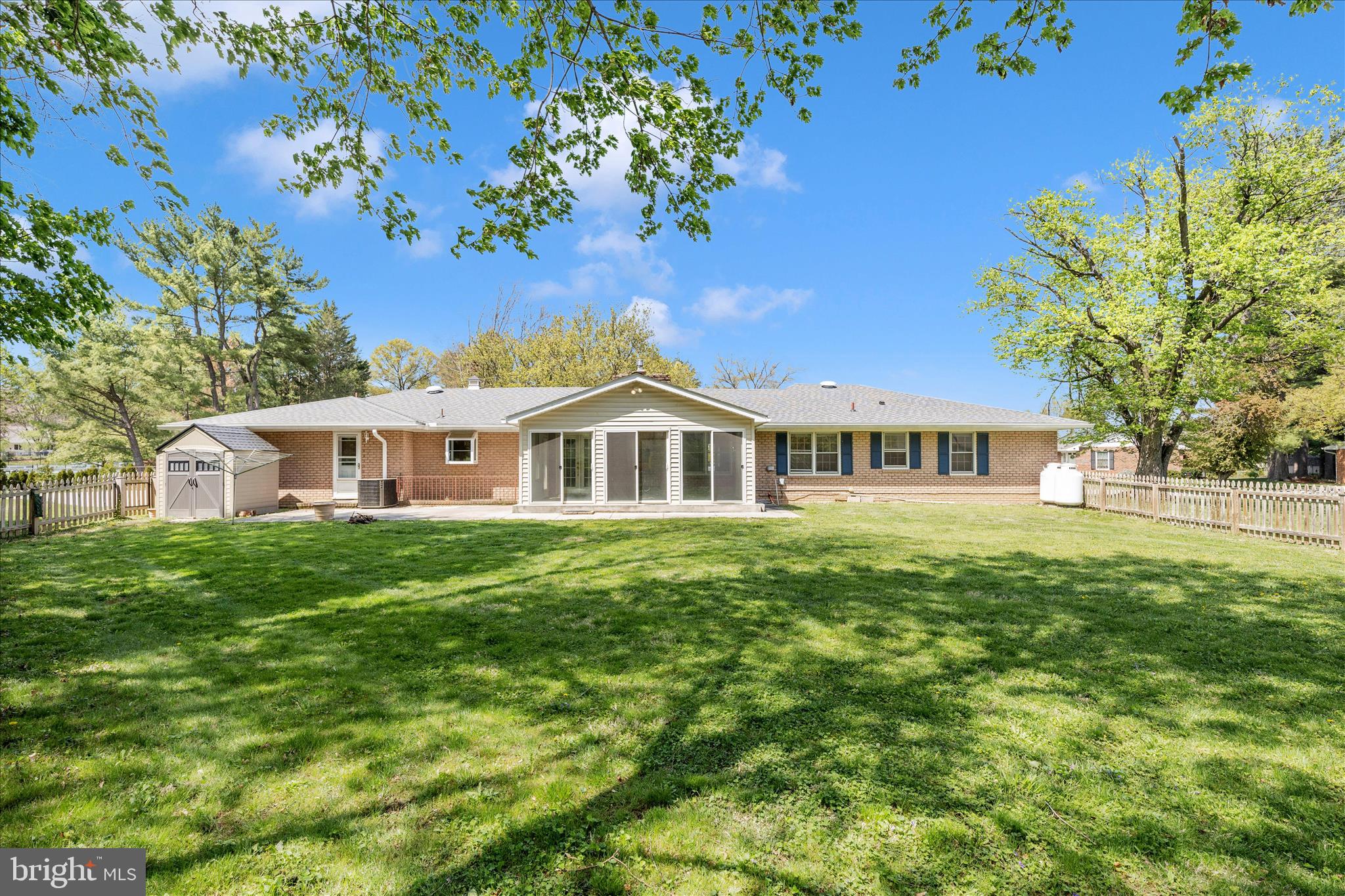 FOUNTAIN HEAD - Residential