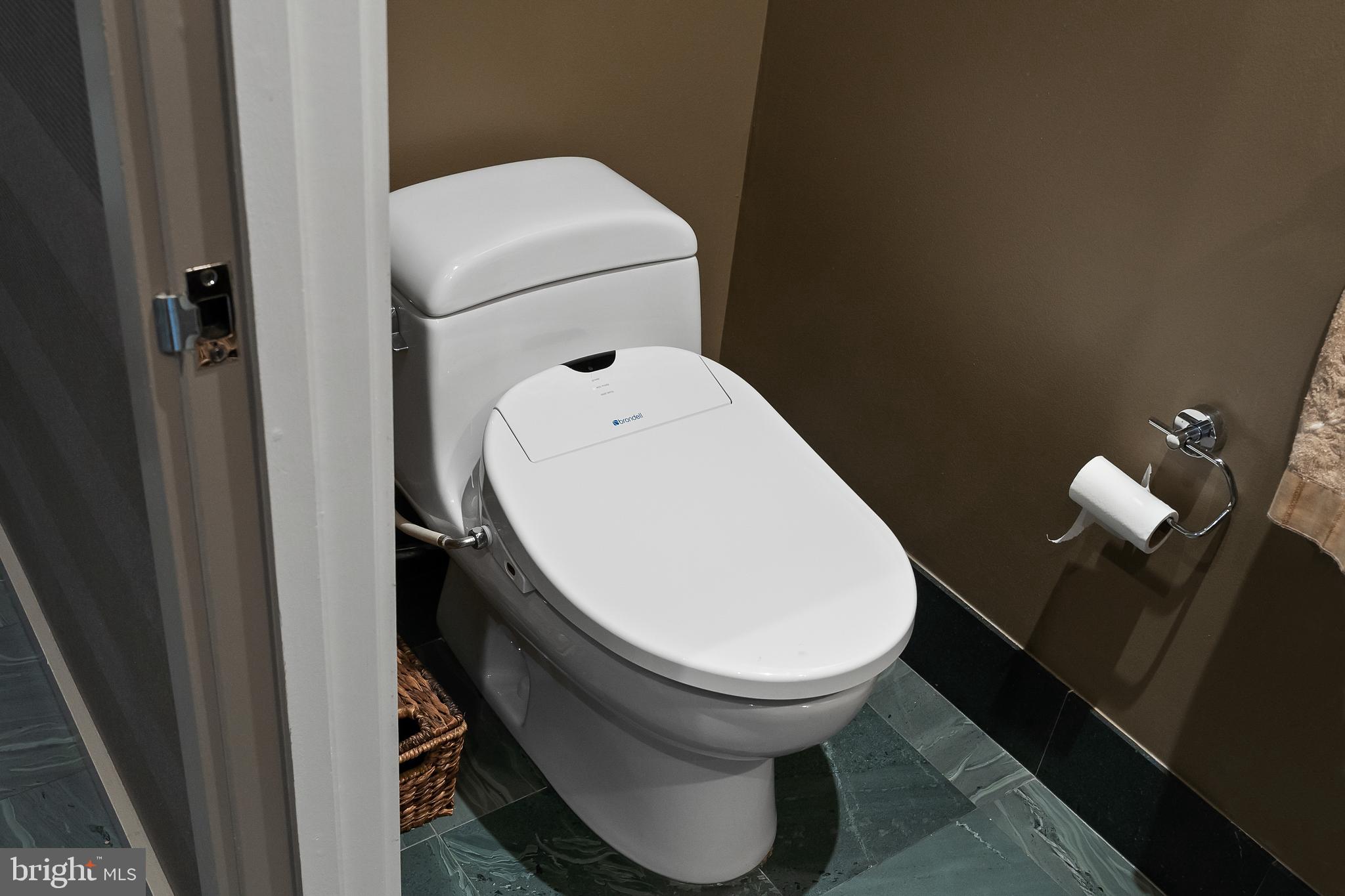 WASHINGTON SQ - Residential