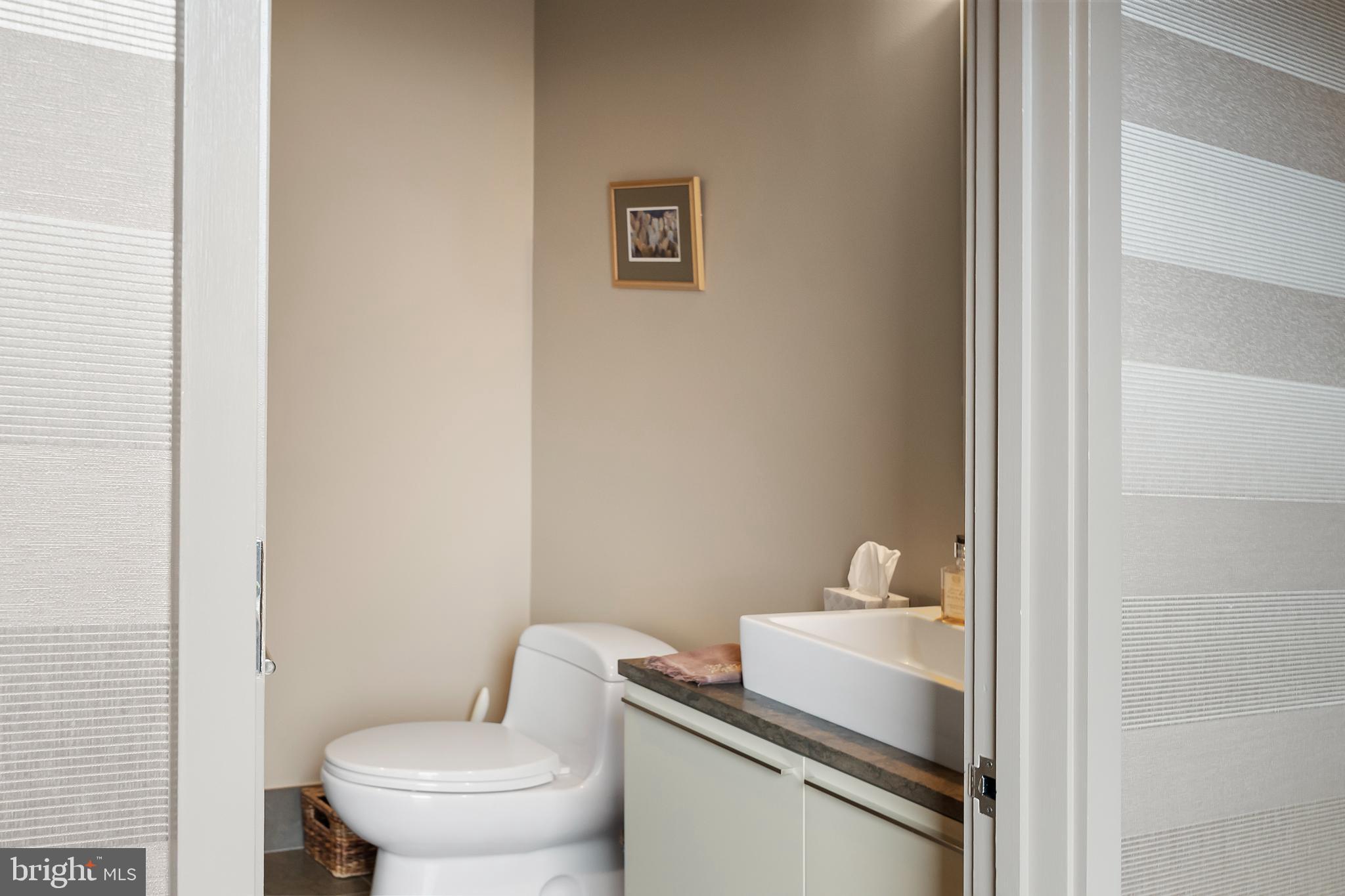 WASHINGTON SQ - Residential