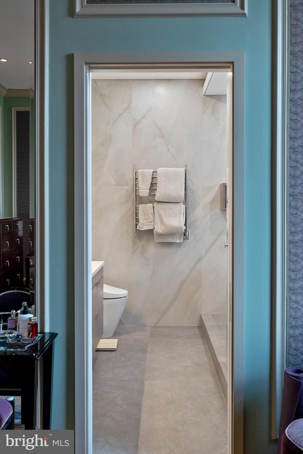 WASHINGTON SQ - Residential