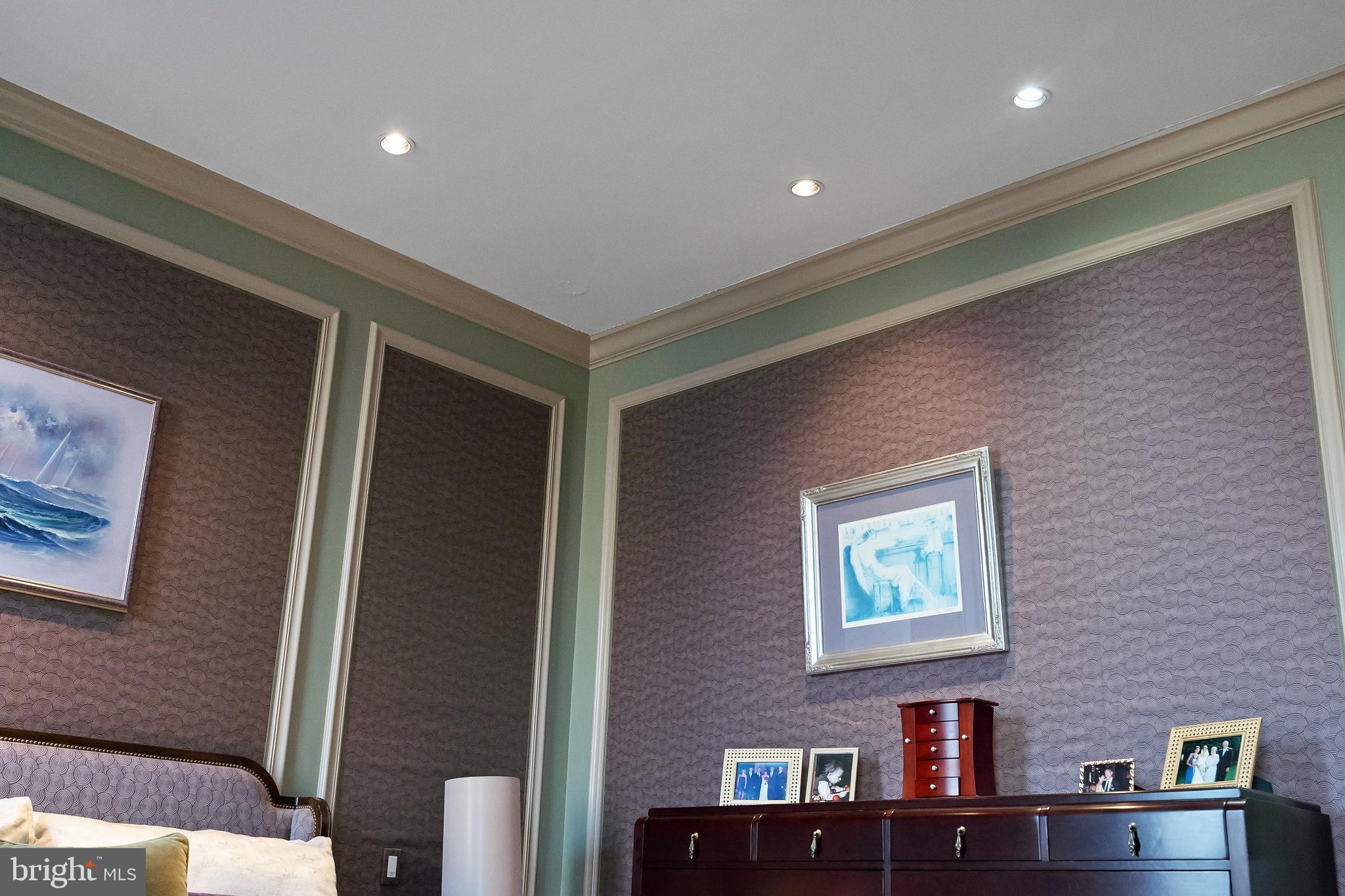 WASHINGTON SQ - Residential