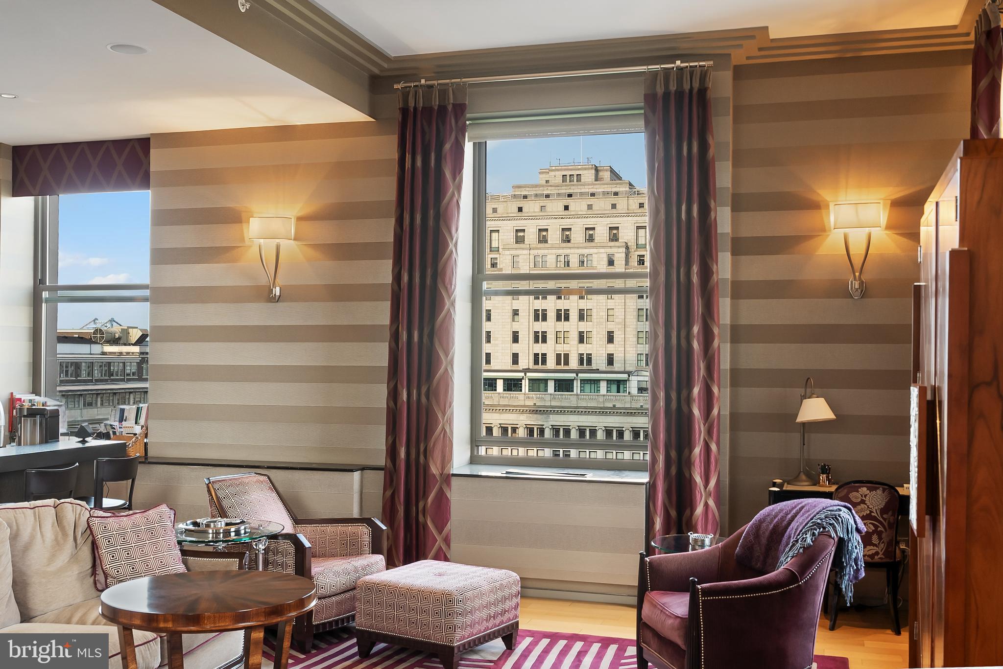 WASHINGTON SQ - Residential