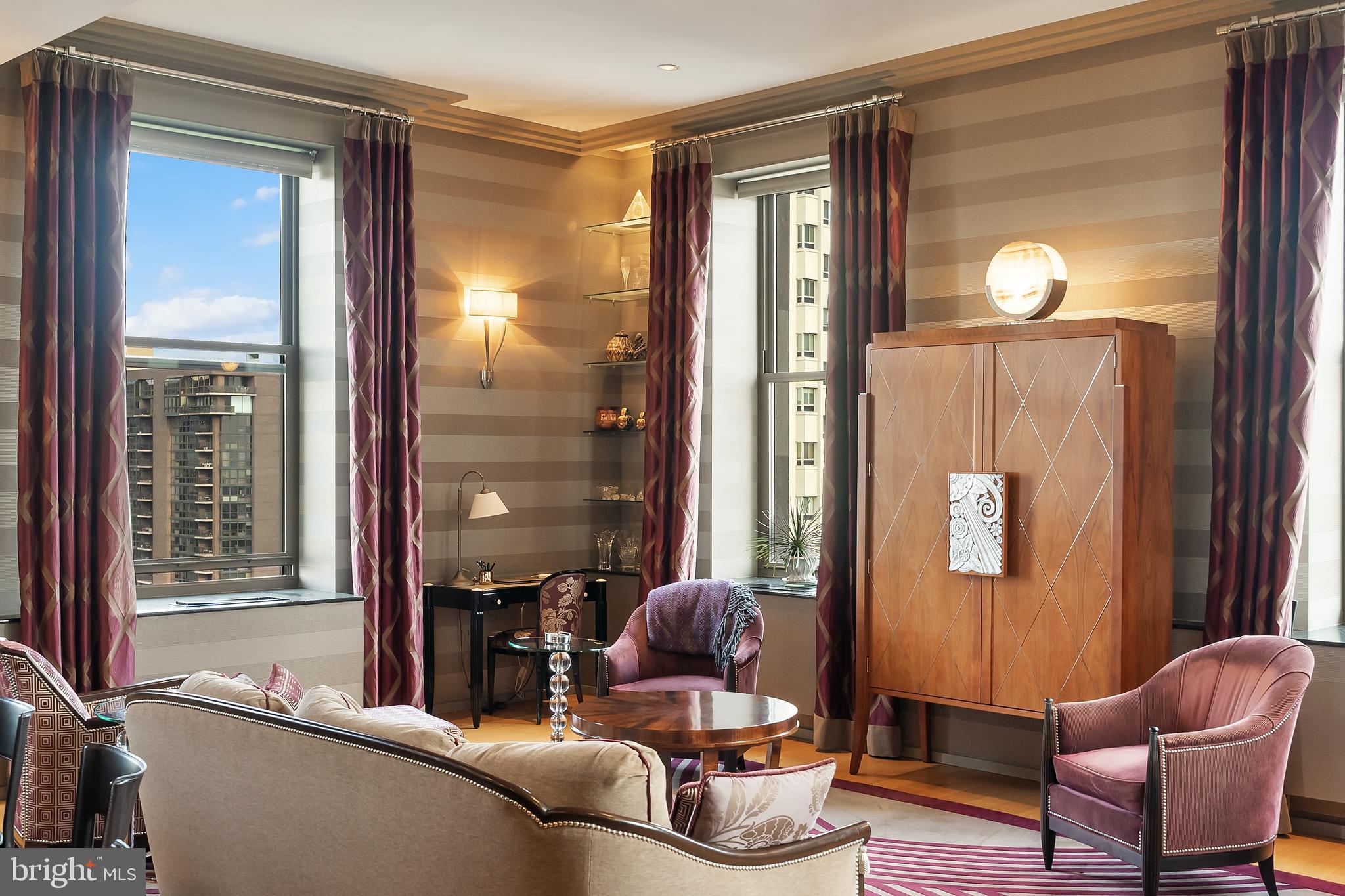 WASHINGTON SQ - Residential