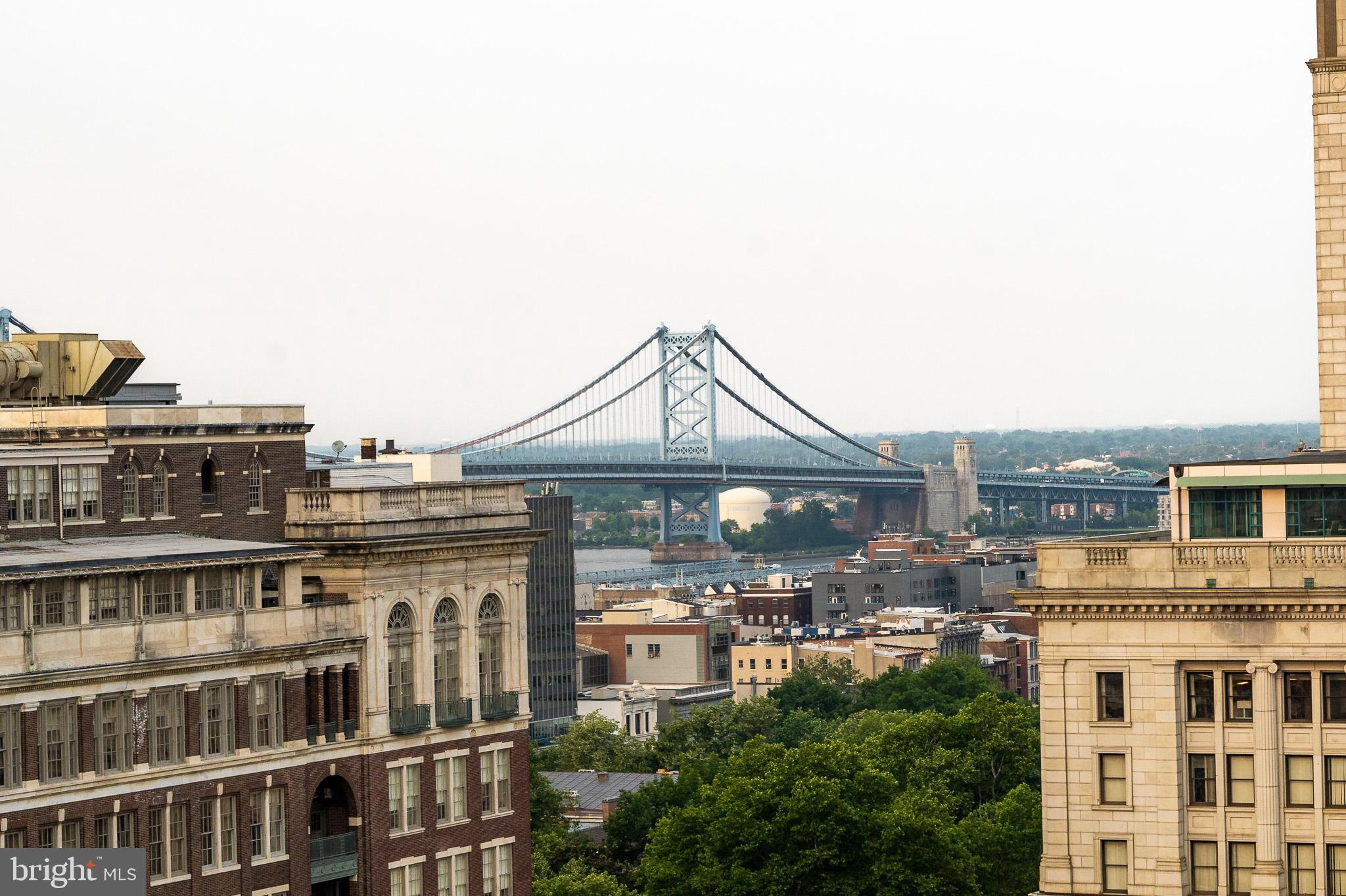 WASHINGTON SQ - Residential