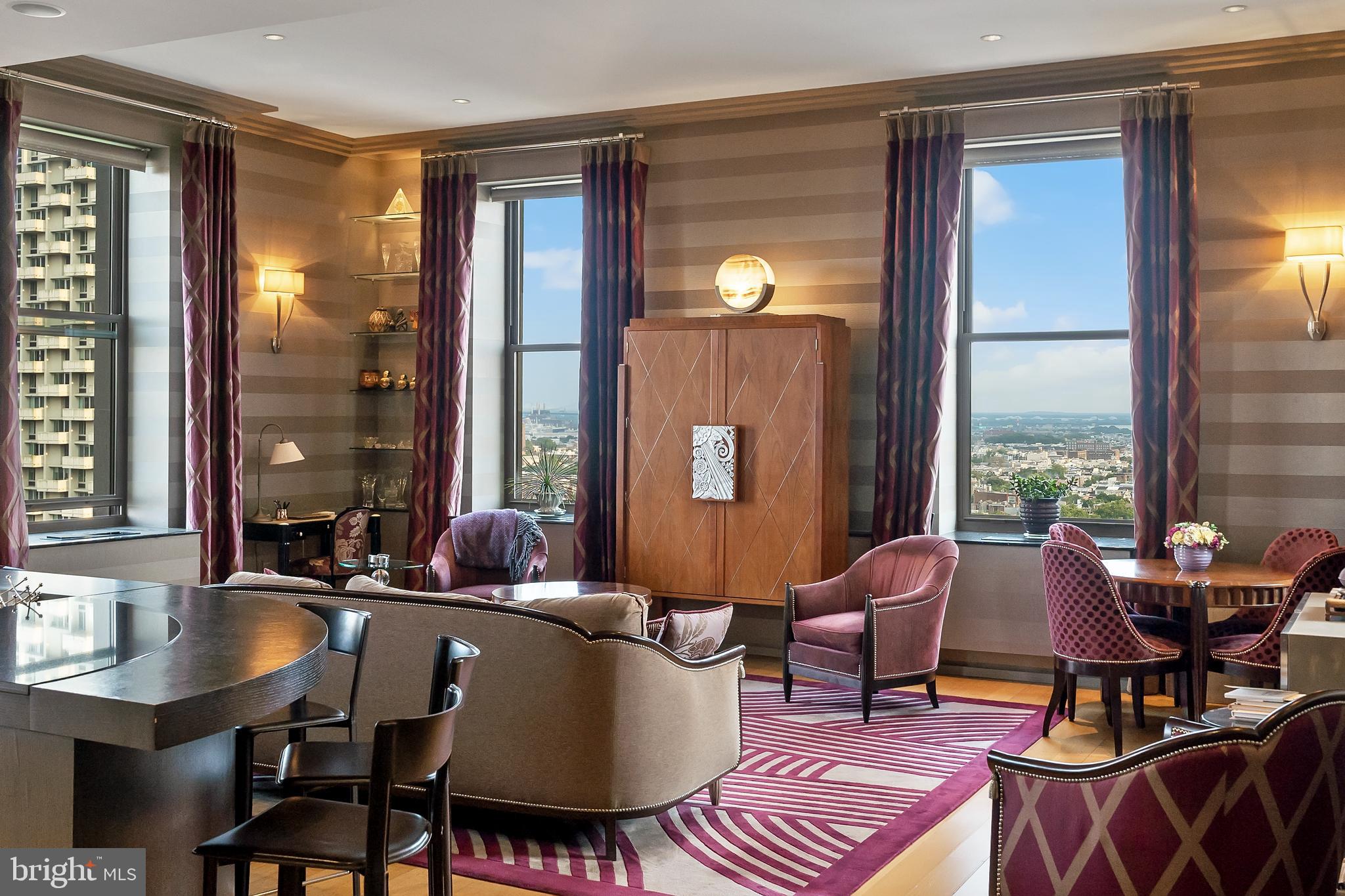 WASHINGTON SQ - Residential