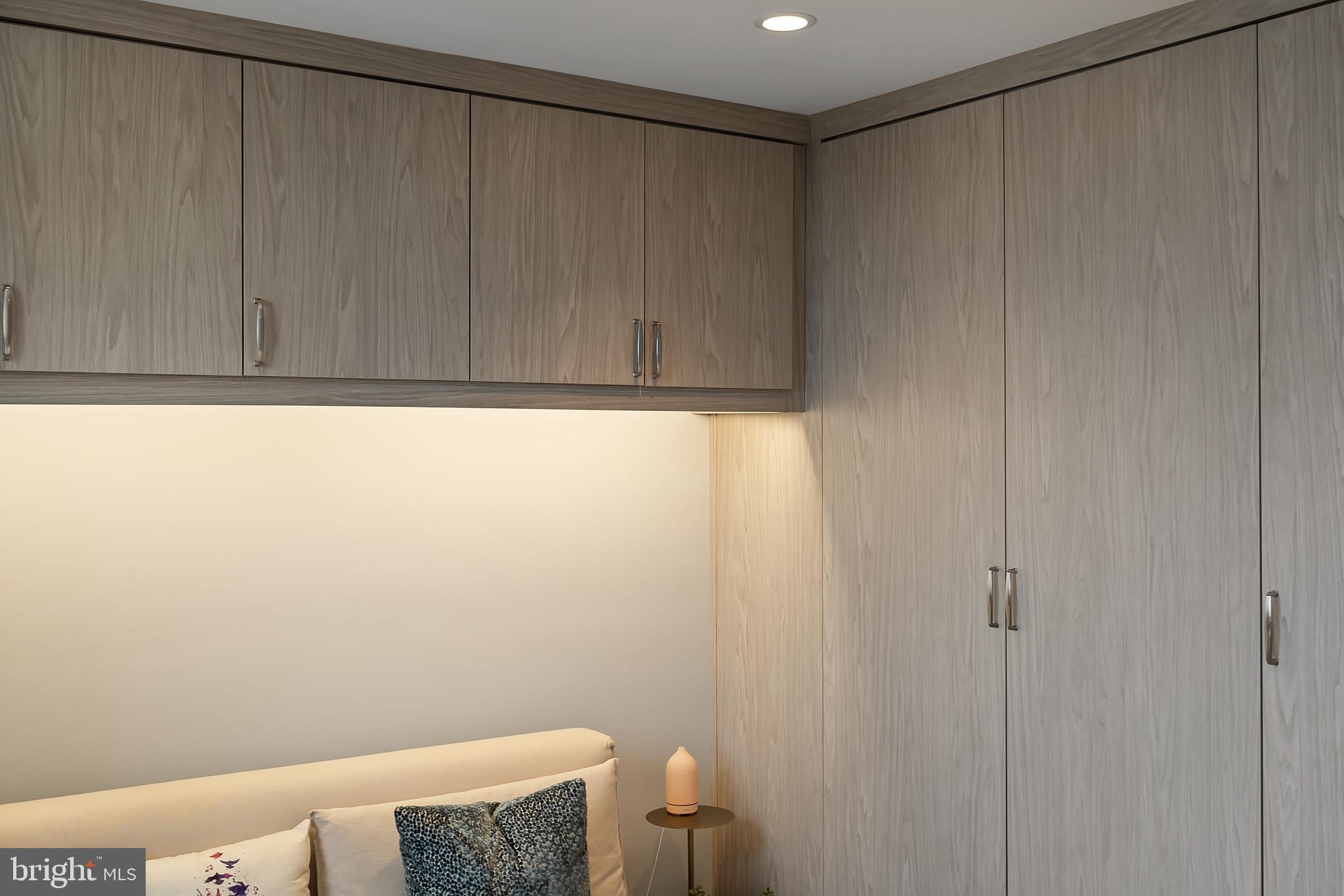 WASHINGTON SQ - Residential