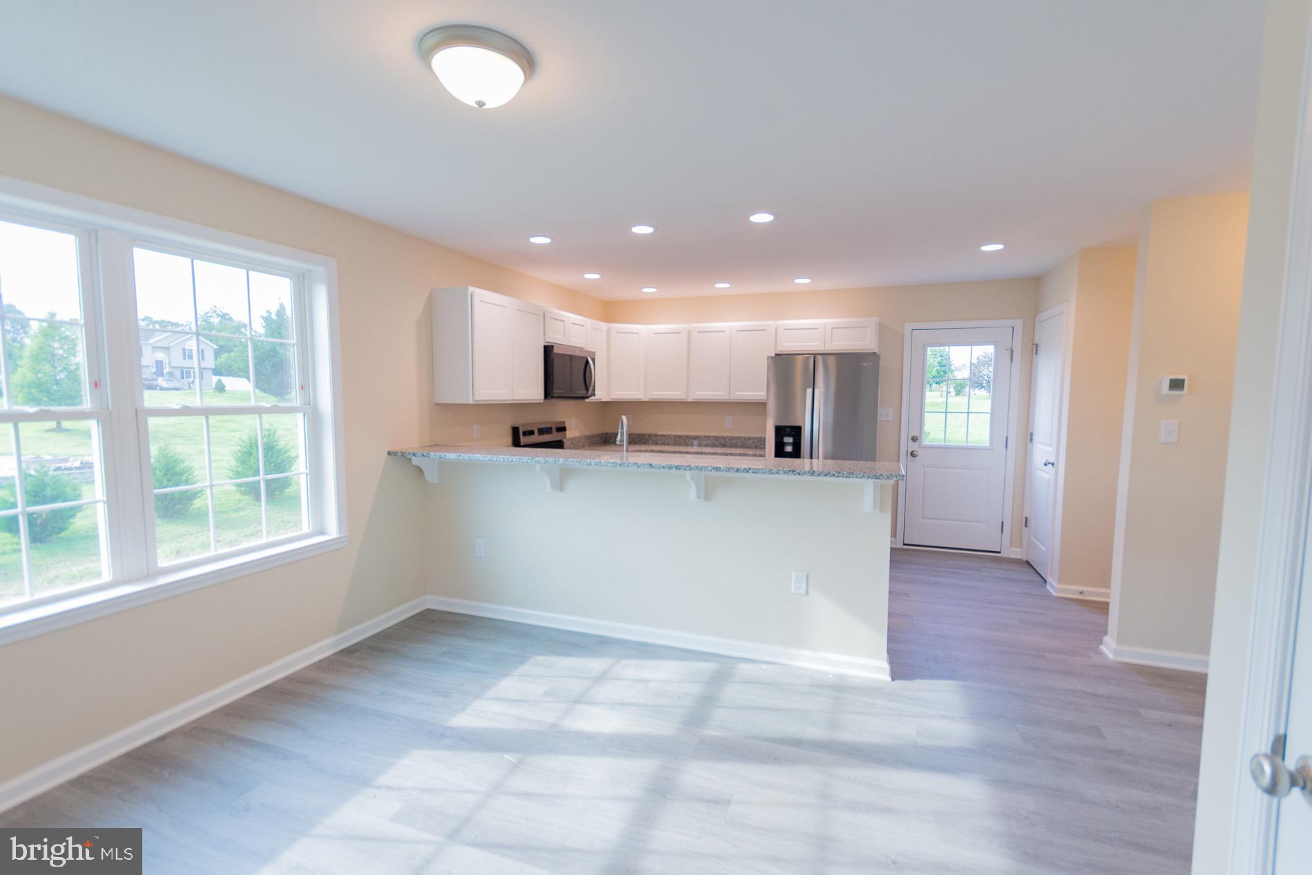 ELIZABETH STATION - Residential