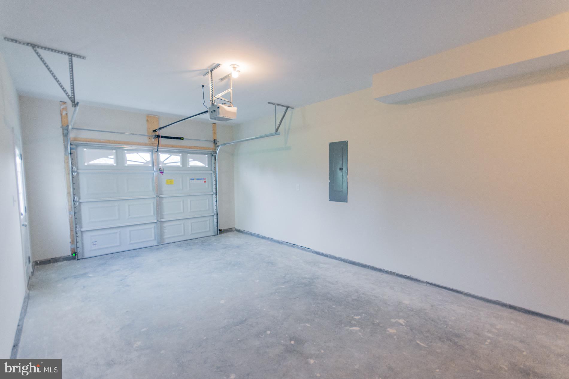 ELIZABETH STATION - Residential