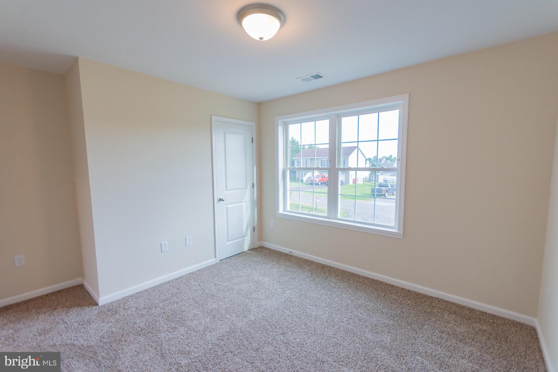 ELIZABETH STATION - Residential