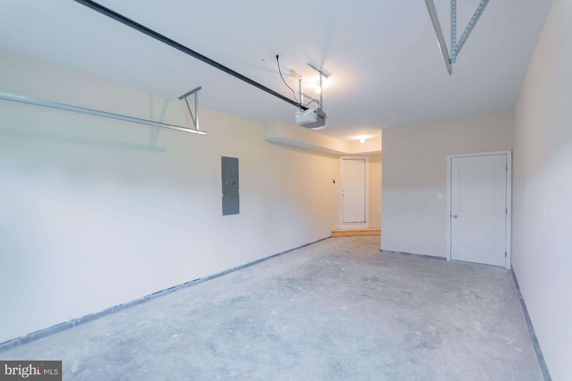 ELIZABETH STATION - Residential