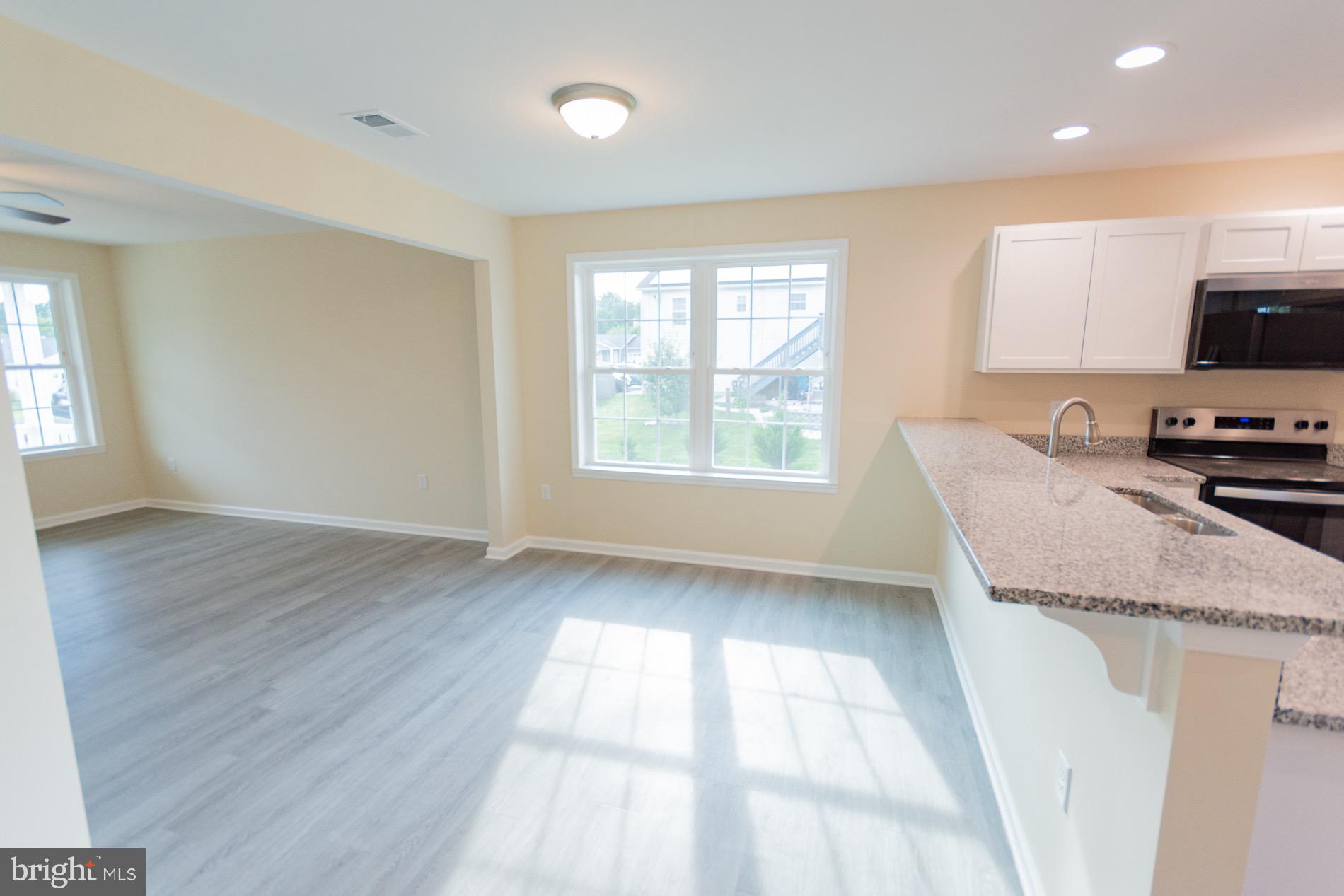 ELIZABETH STATION - Residential