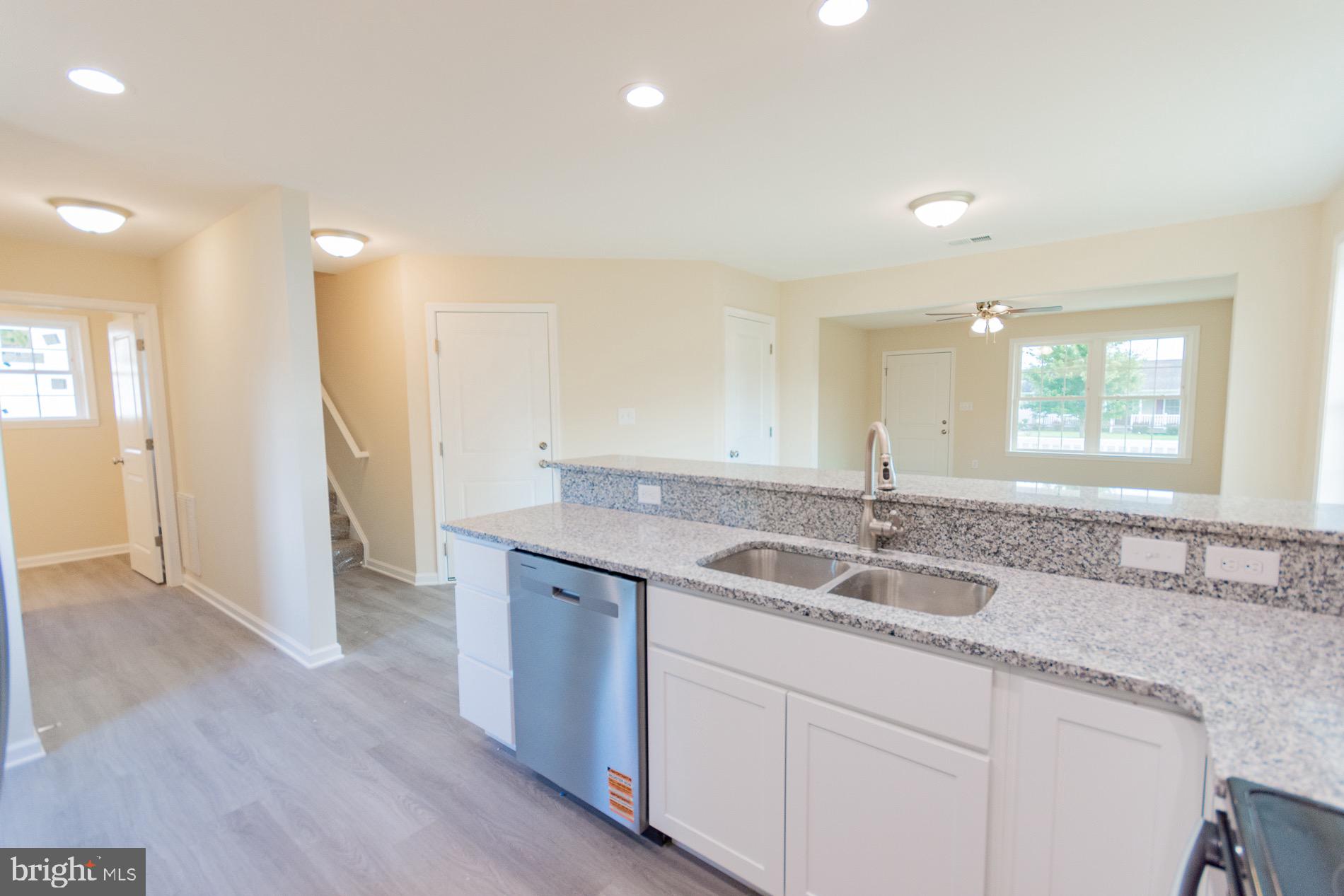 ELIZABETH STATION - Residential