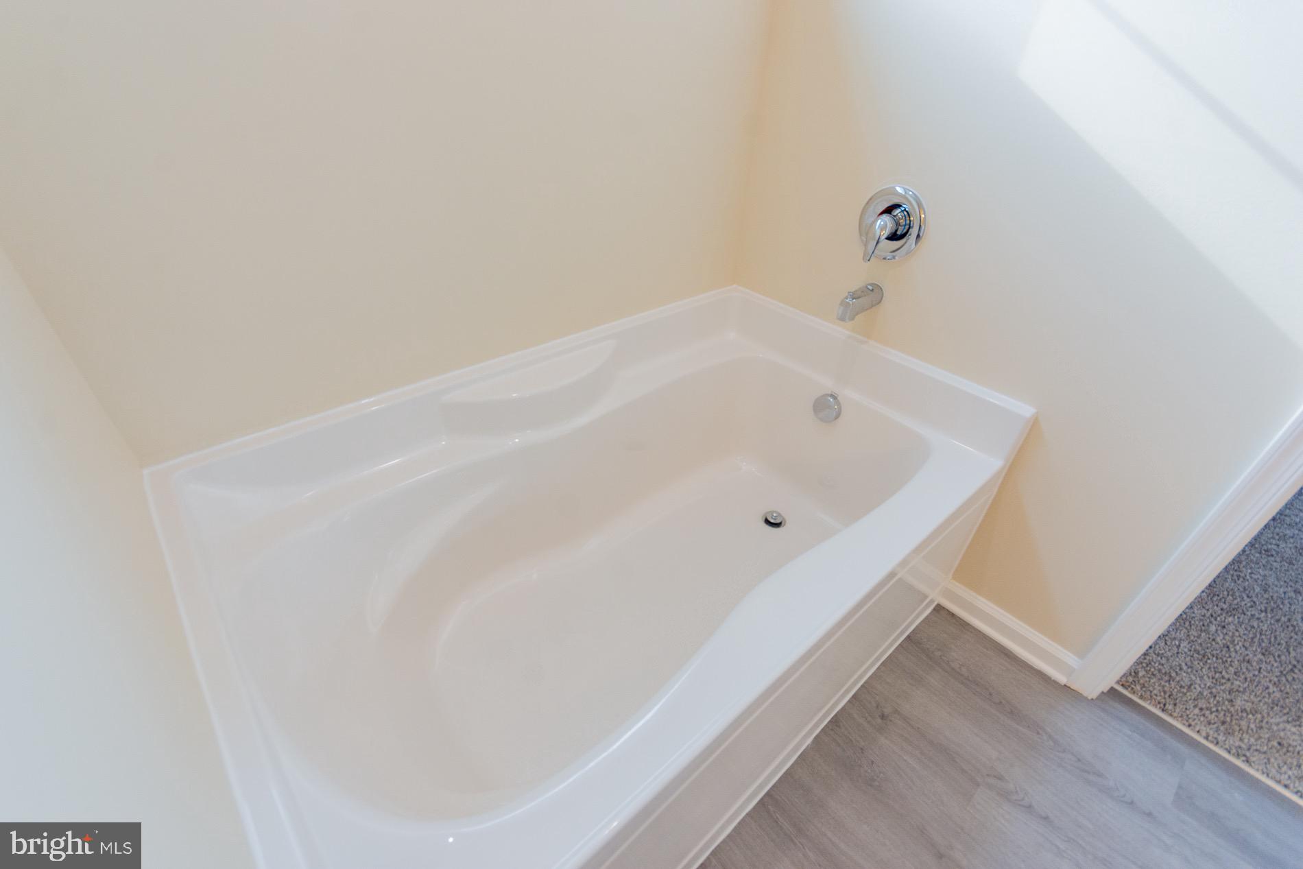 ELIZABETH STATION - Residential