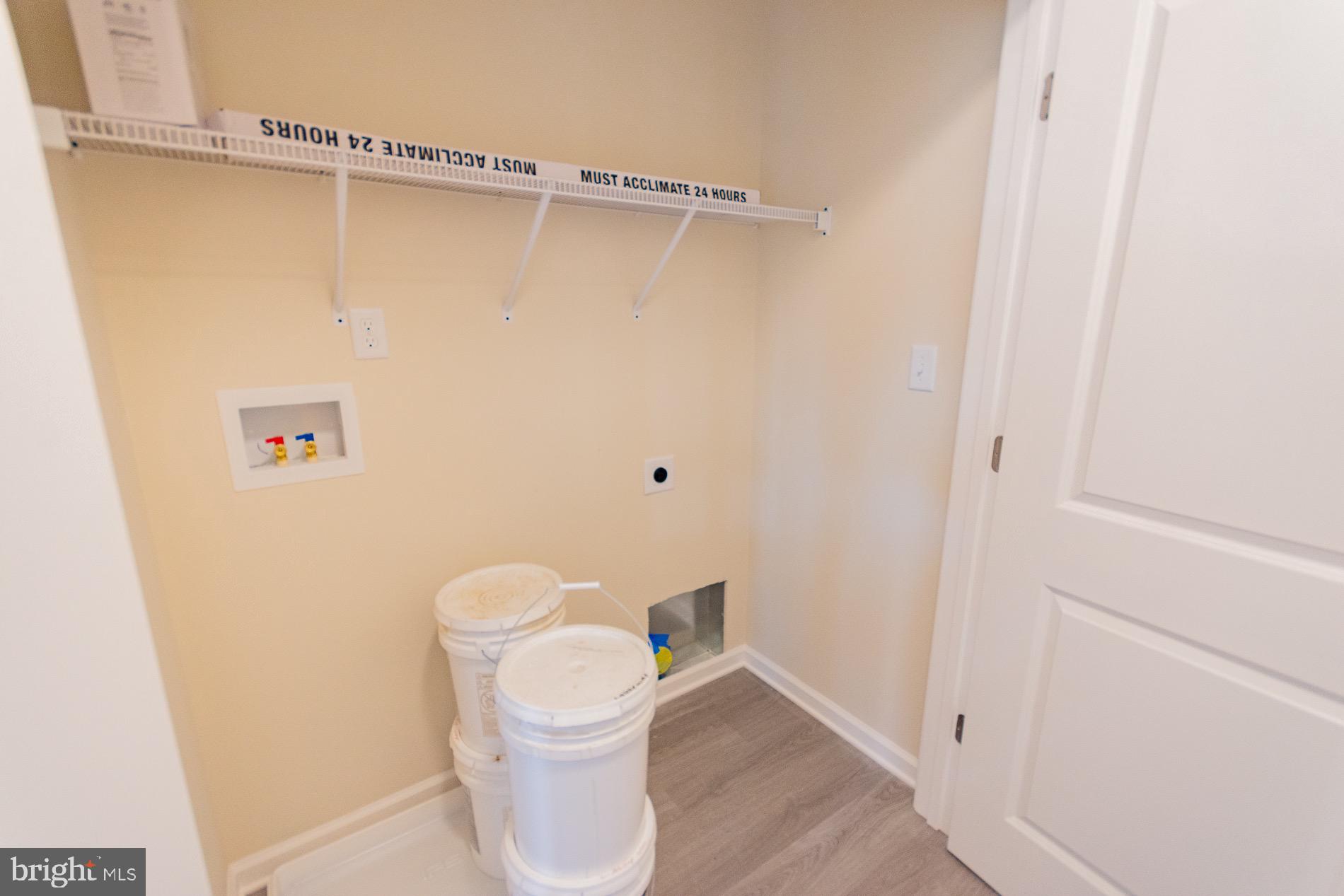 ELIZABETH STATION - Residential