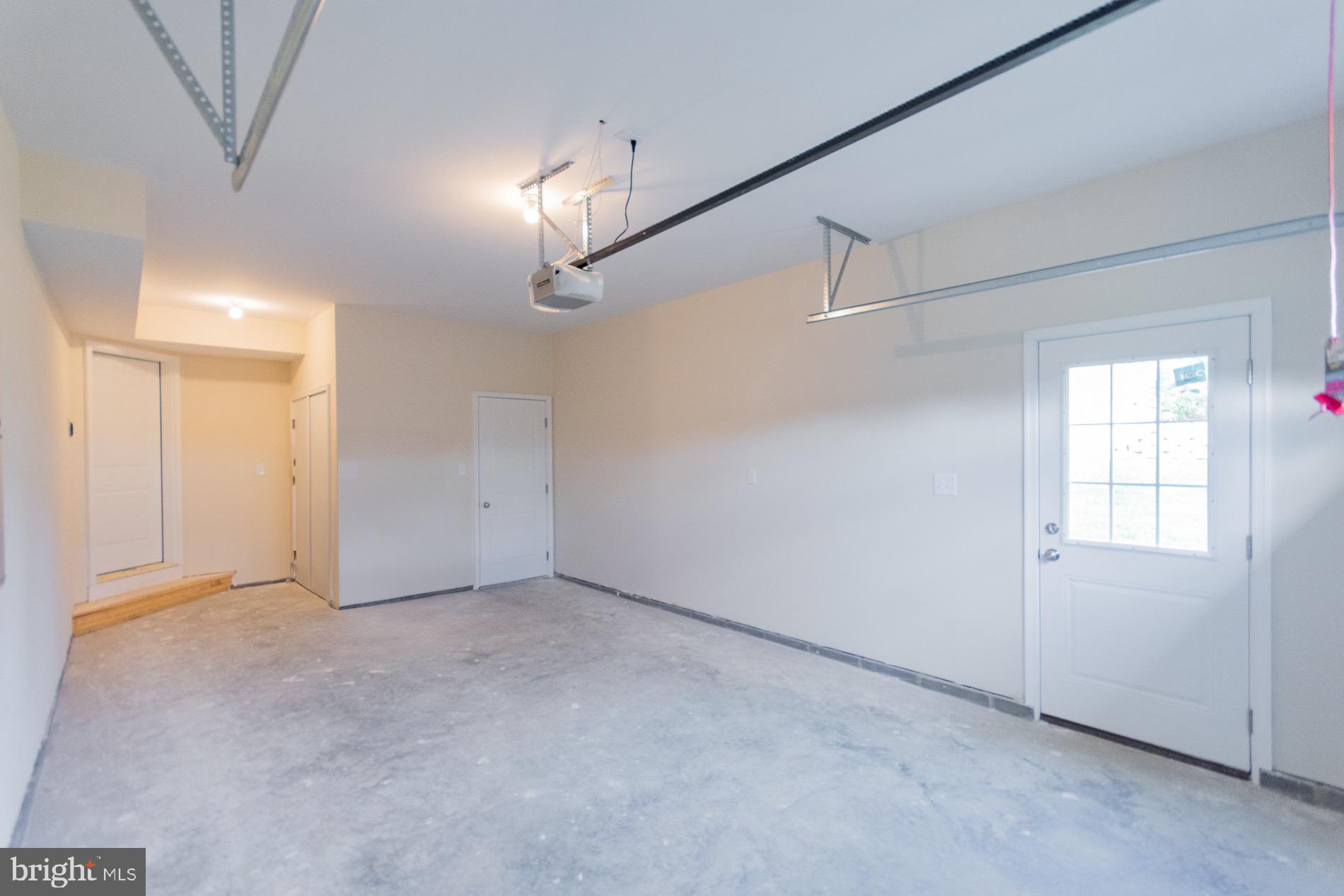 ELIZABETH STATION - Residential