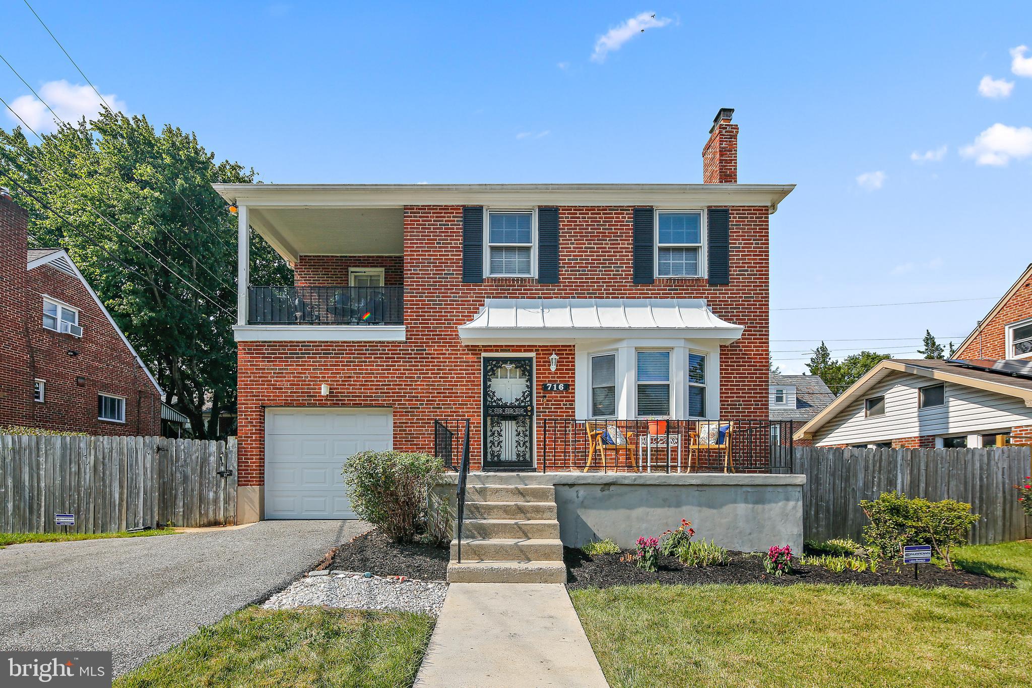 WEST HILLS - Residential