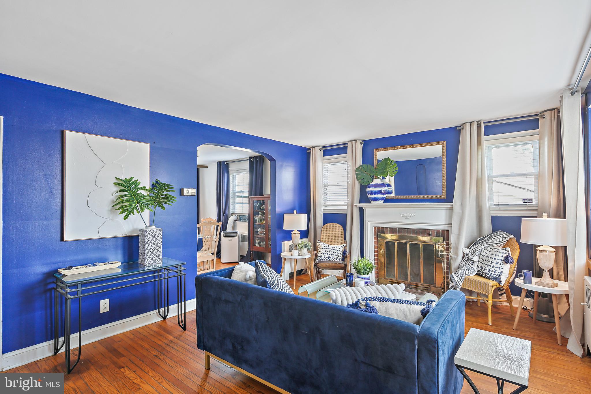 WEST HILLS - Residential