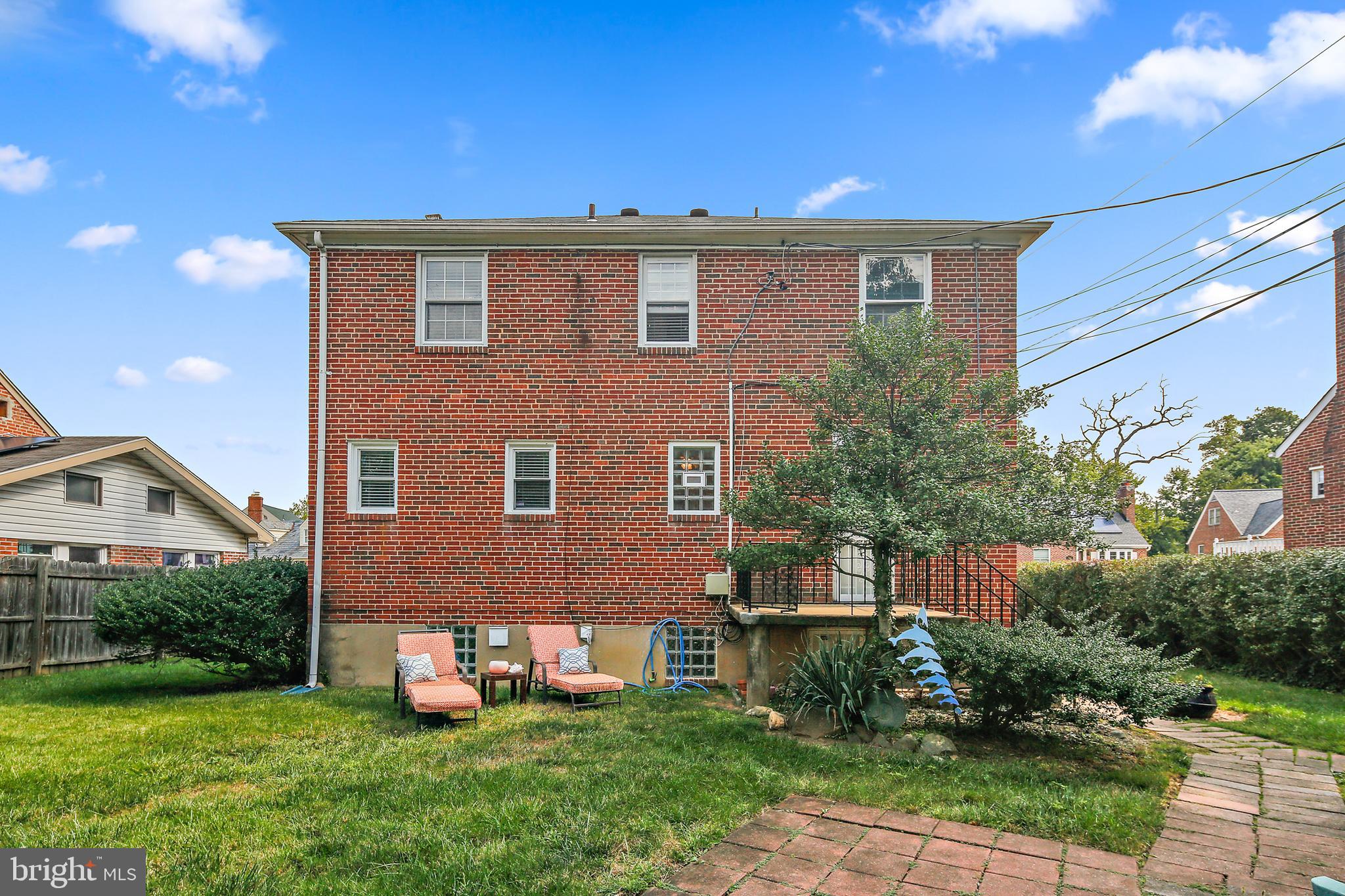 WEST HILLS - Residential