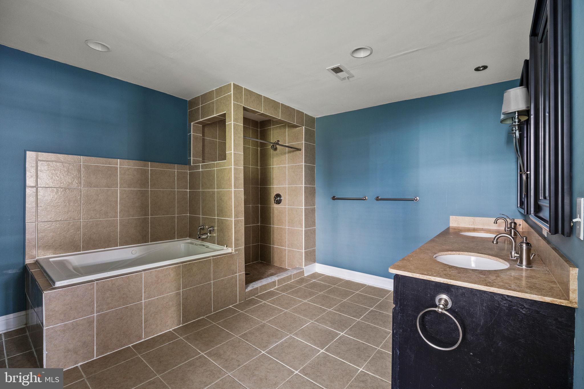 MT AIRY (WEST) - Residential