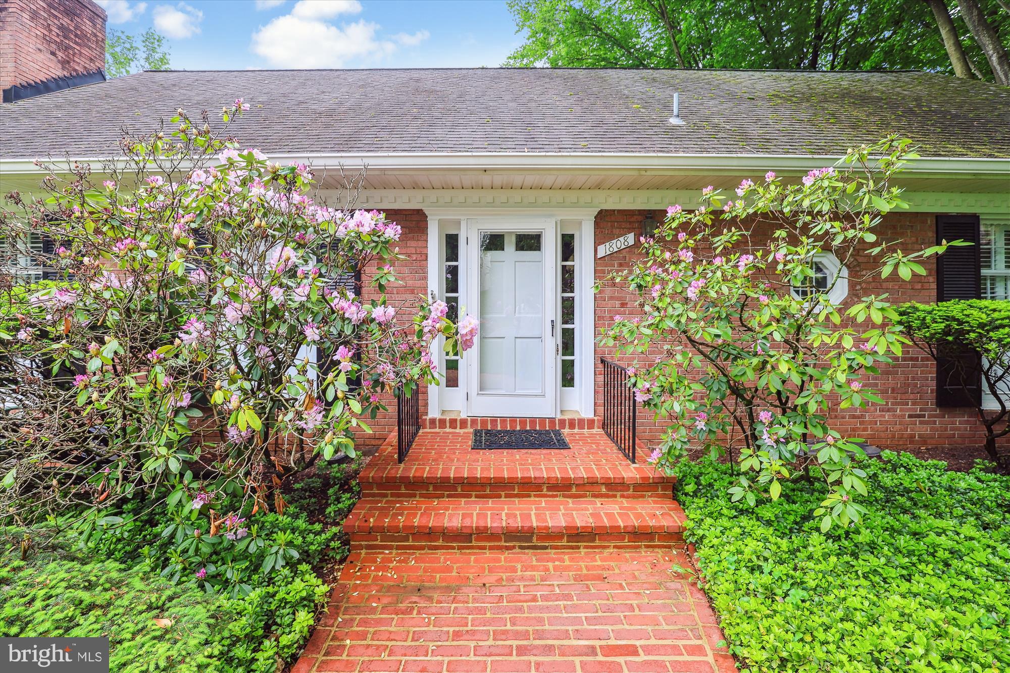 BRIAR RIDGE - Residential